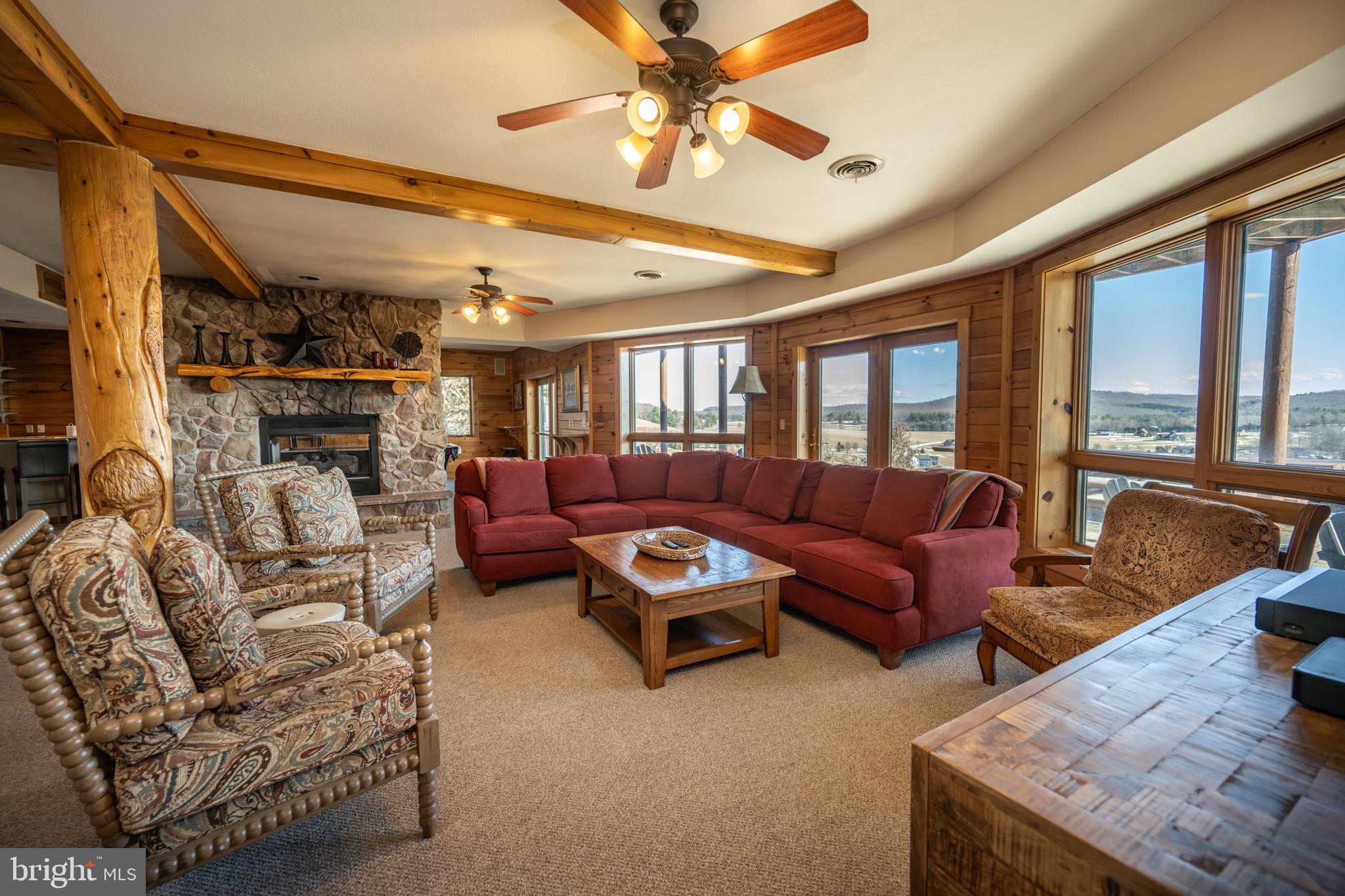 VISTAS OF WATERFRONT GREENS - Residential