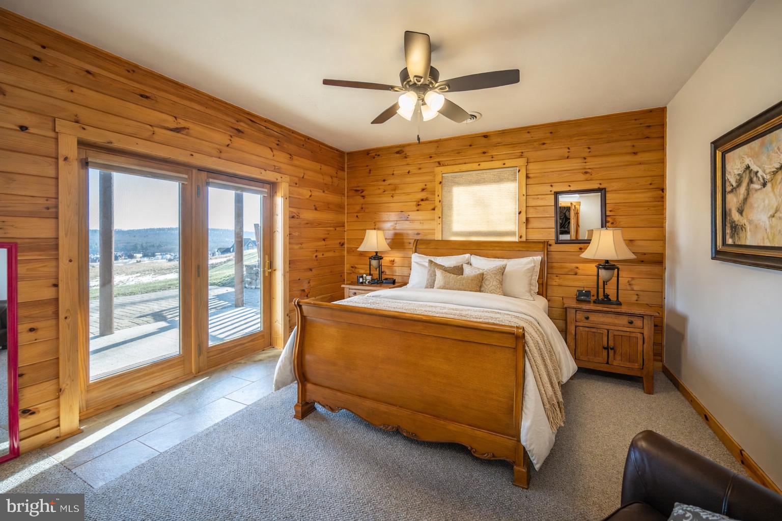 VISTAS OF WATERFRONT GREENS - Residential