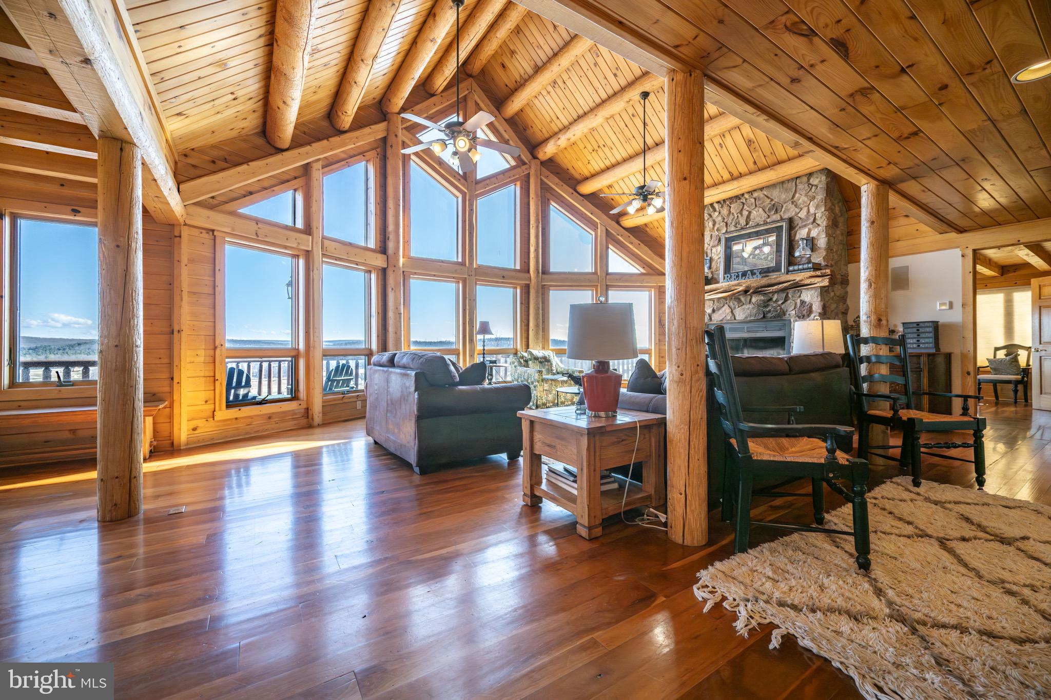 VISTAS OF WATERFRONT GREENS - Residential