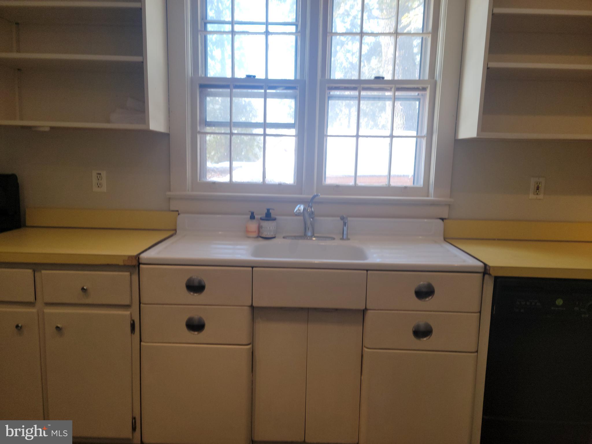 370 EGGERTS CROSSING ROAD