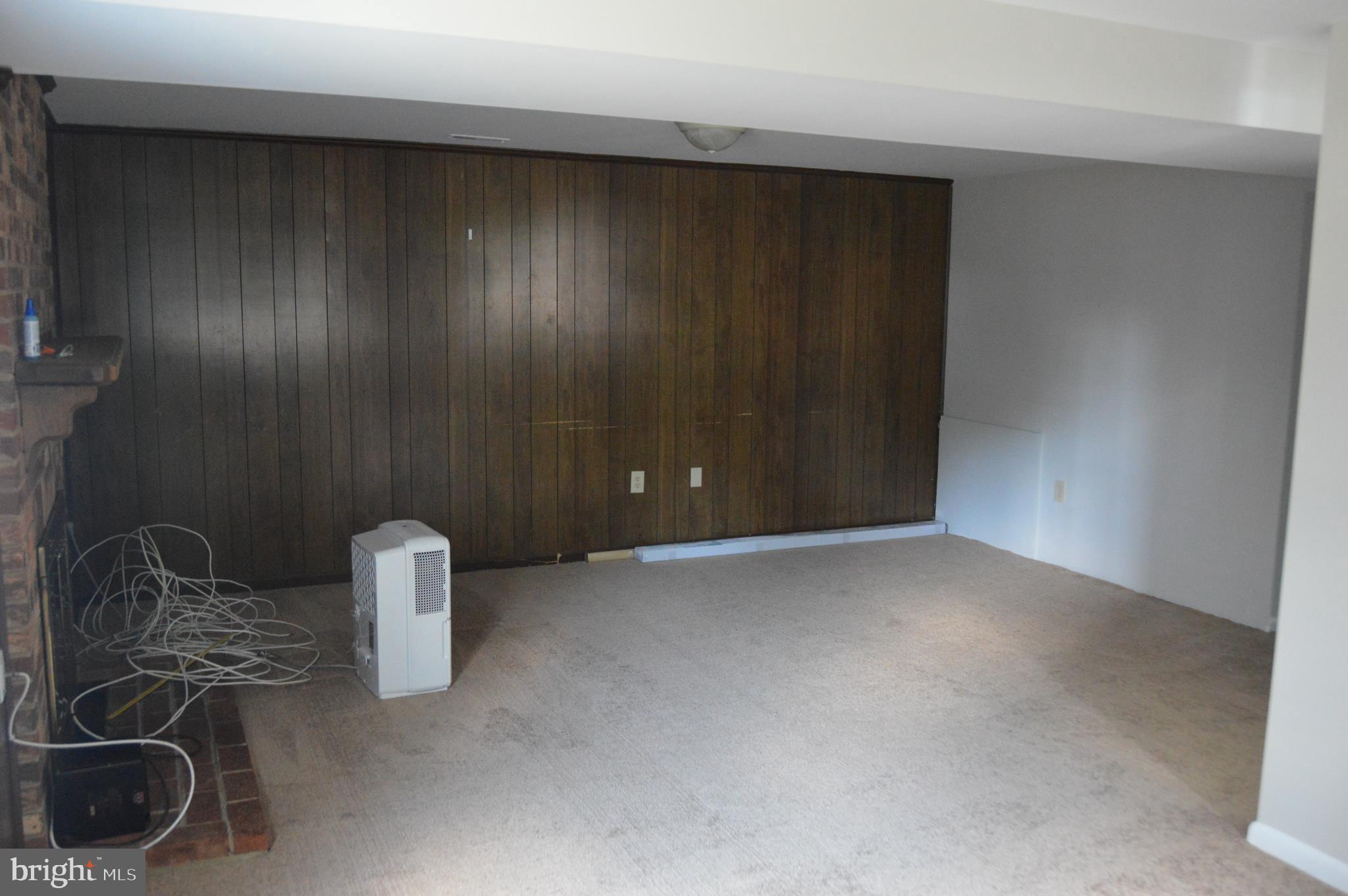 WOODBRIDGE - Residential