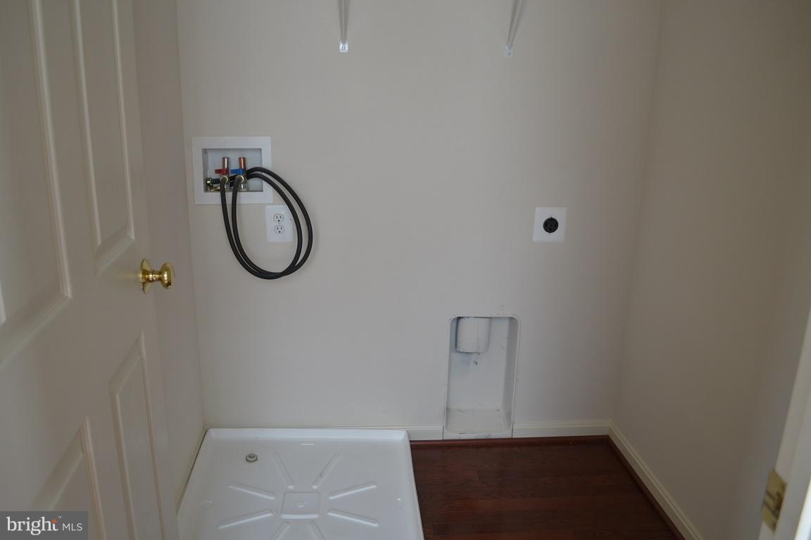 PORT AQUIA - Residential Lease