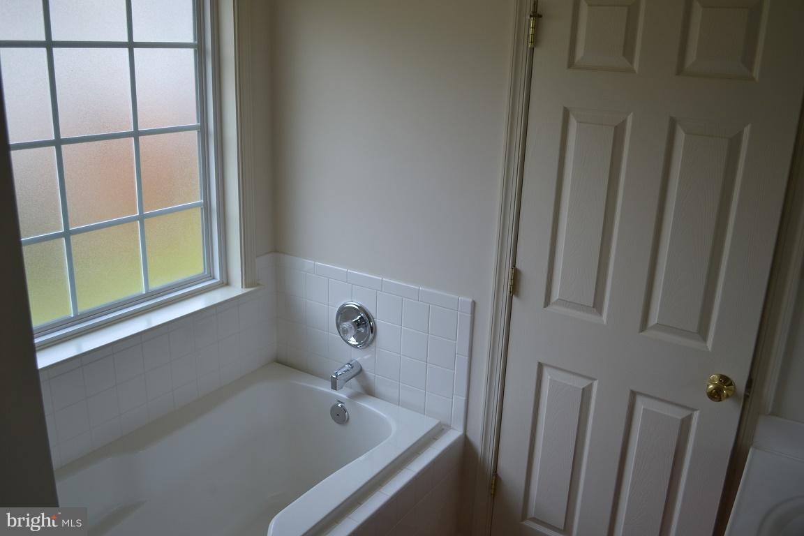 PORT AQUIA - Residential Lease