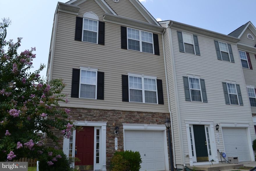 LOCATION!! Close to 95, Rt. 1, VRE, shoppping! Beautiful 3 level end unit townhome in Port Aquia. 3 bedroom, 2 full bath, 2 half bath, one car garage, back deck and fenced yard. Pets accepted case by case and non-refundable deposit.