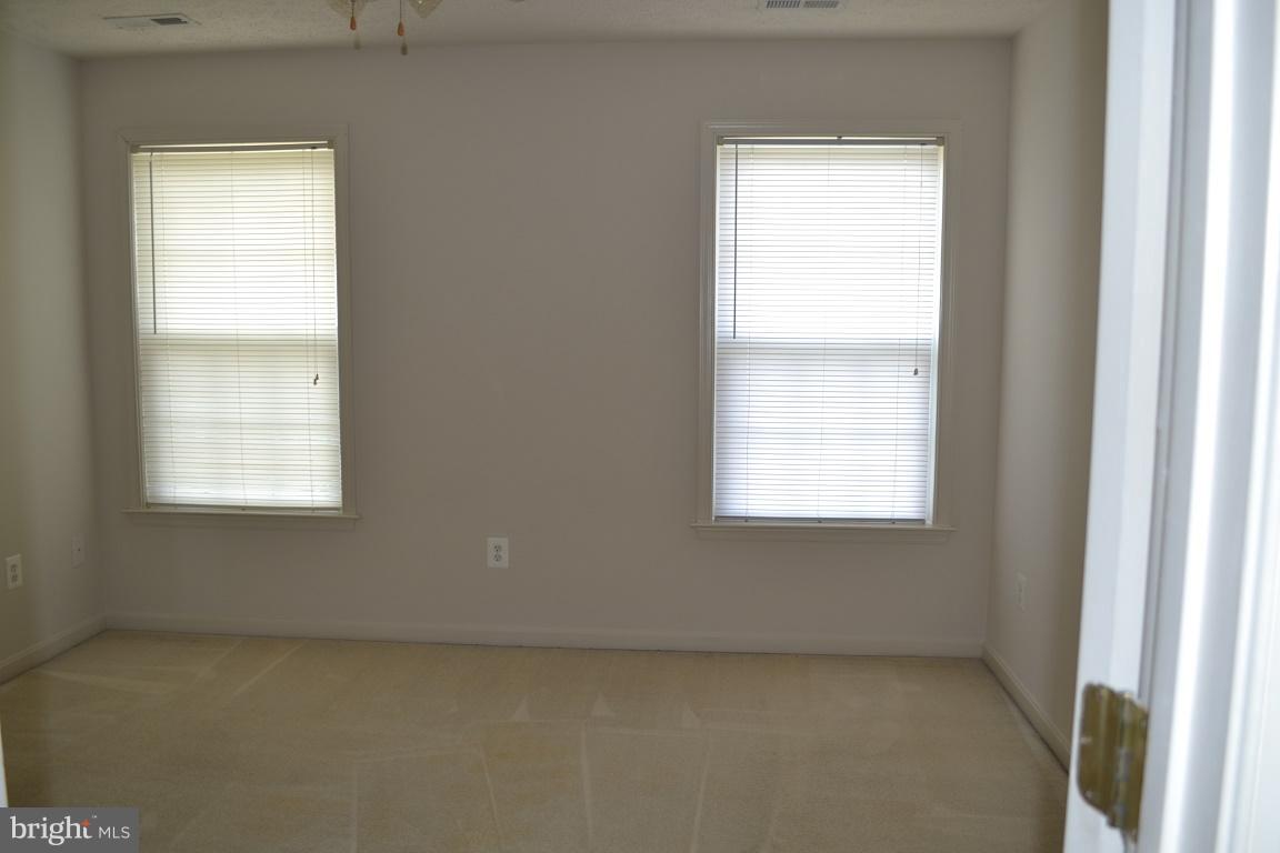 PORT AQUIA - Residential Lease