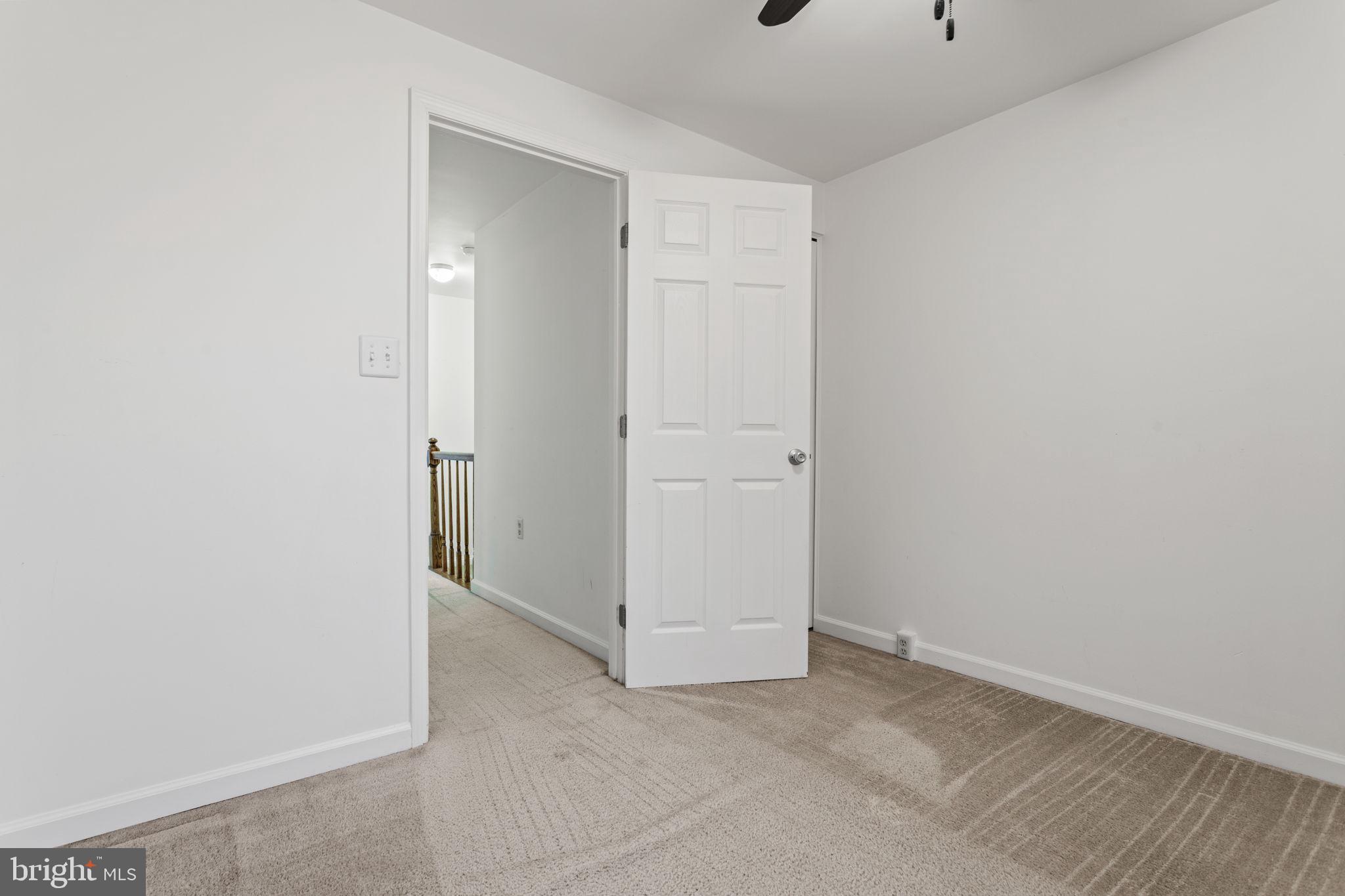 COLONY VILLAGE - Residential Lease