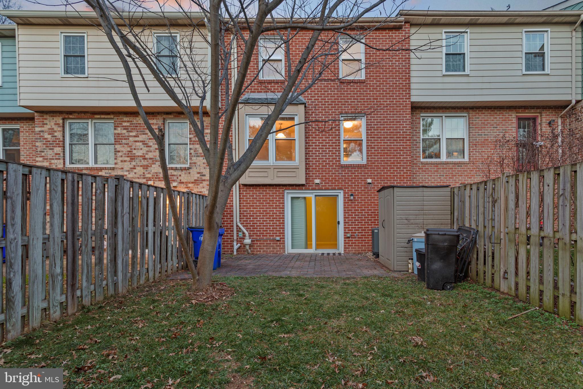 COLONY VILLAGE - Residential Lease