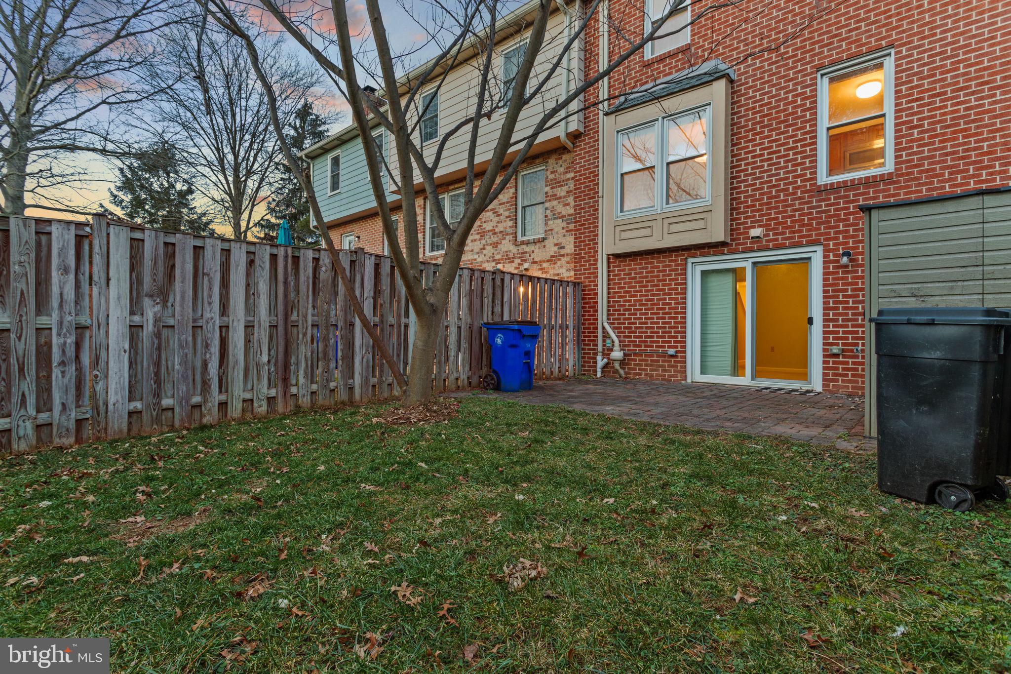 COLONY VILLAGE - Residential Lease