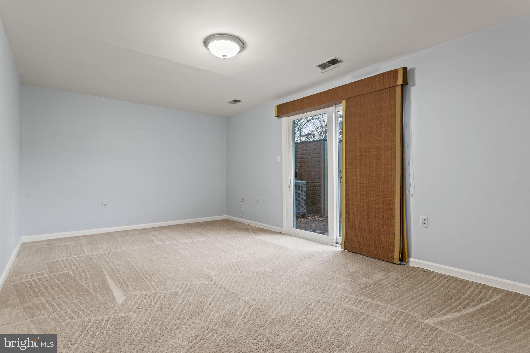 COLONY VILLAGE - Residential Lease