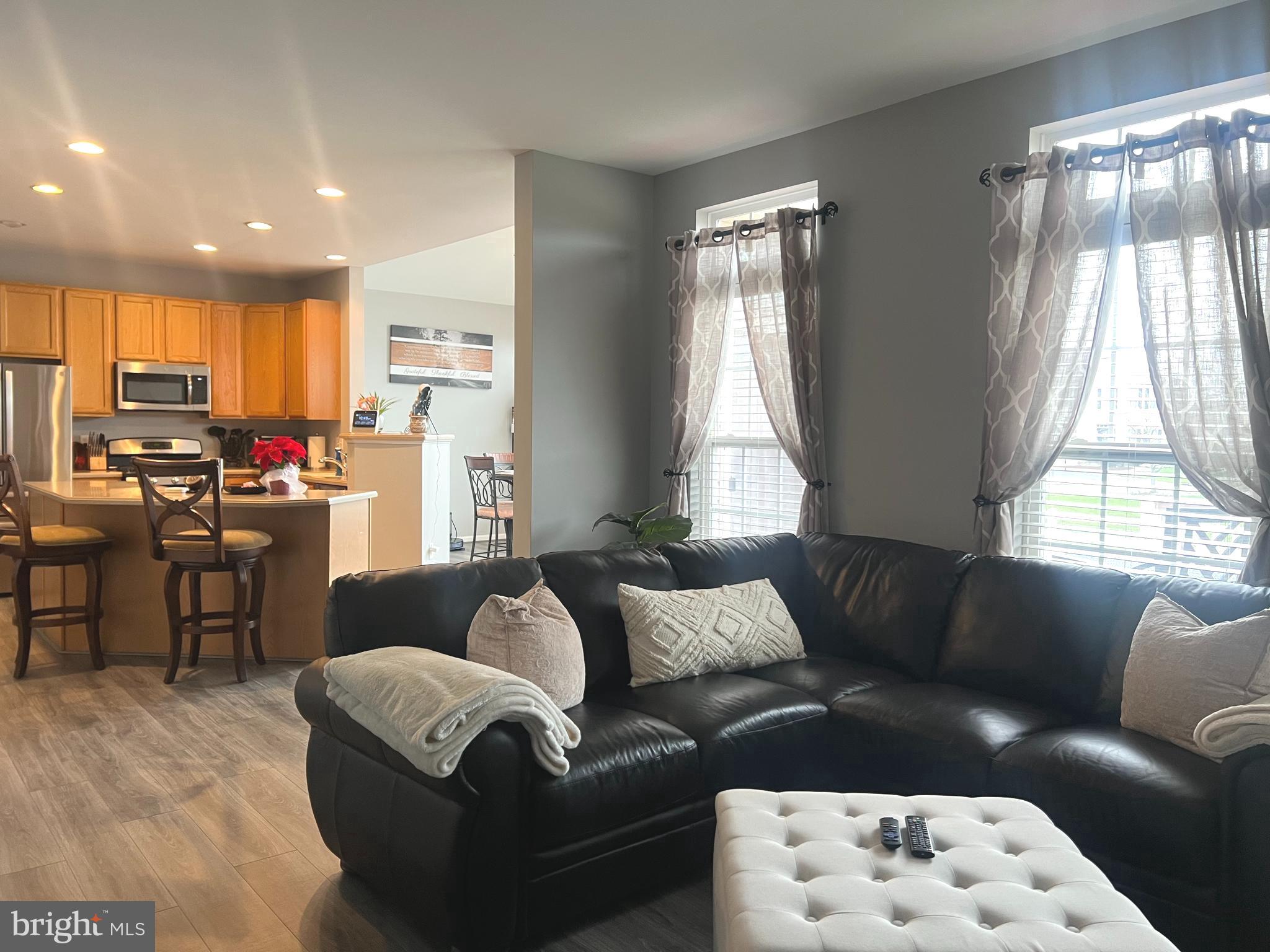 TWIN WILLOWS - Residential