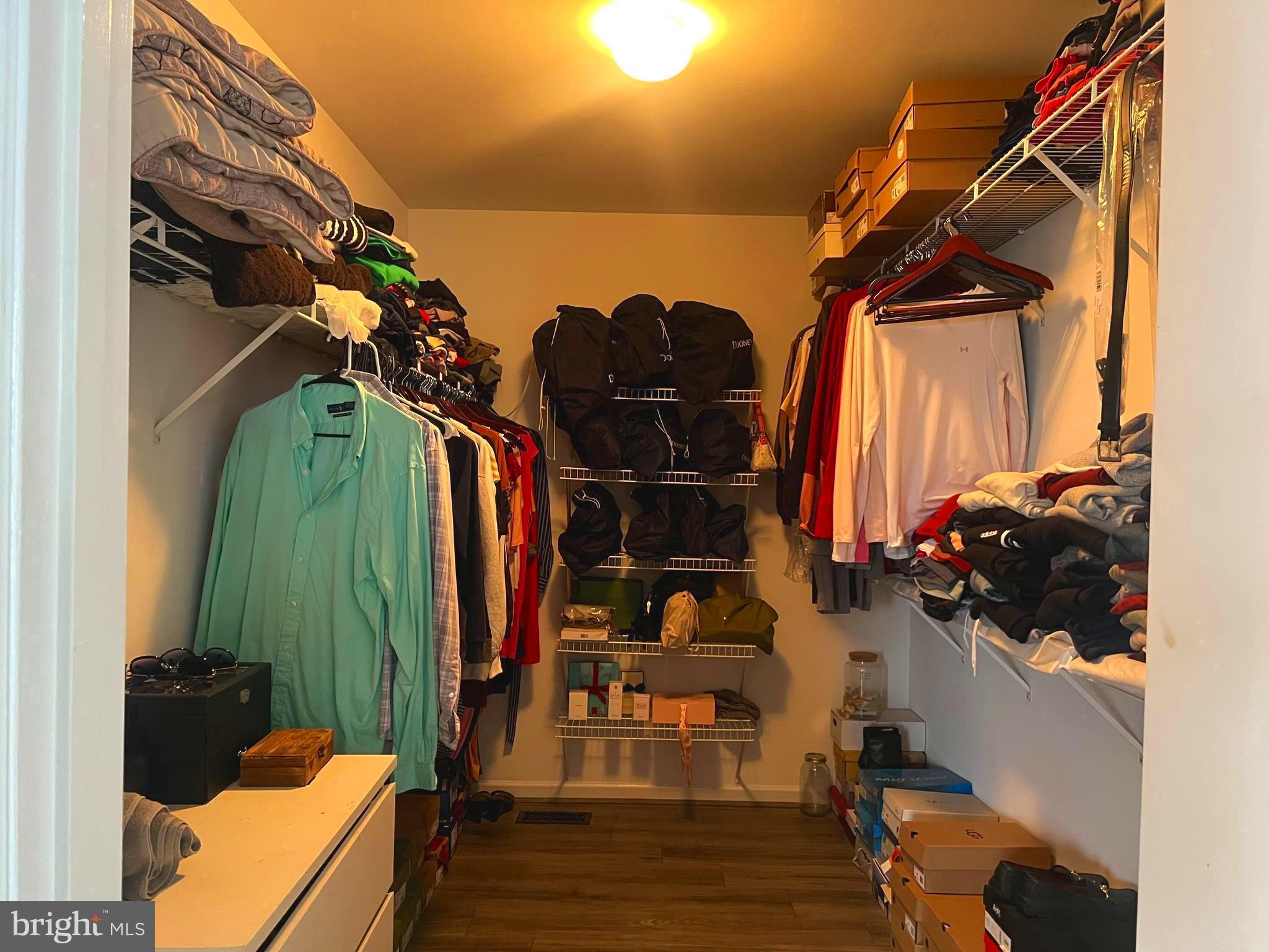 TWIN WILLOWS - Residential