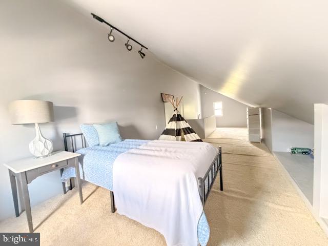 MANOA - Residential