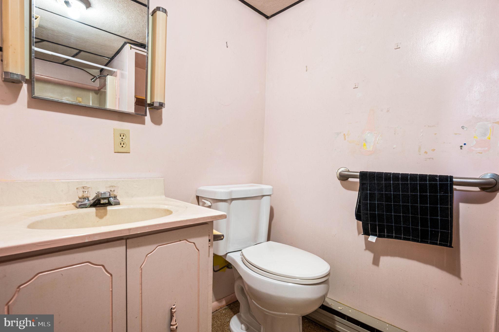 HONEY BROOK MANOR - Residential