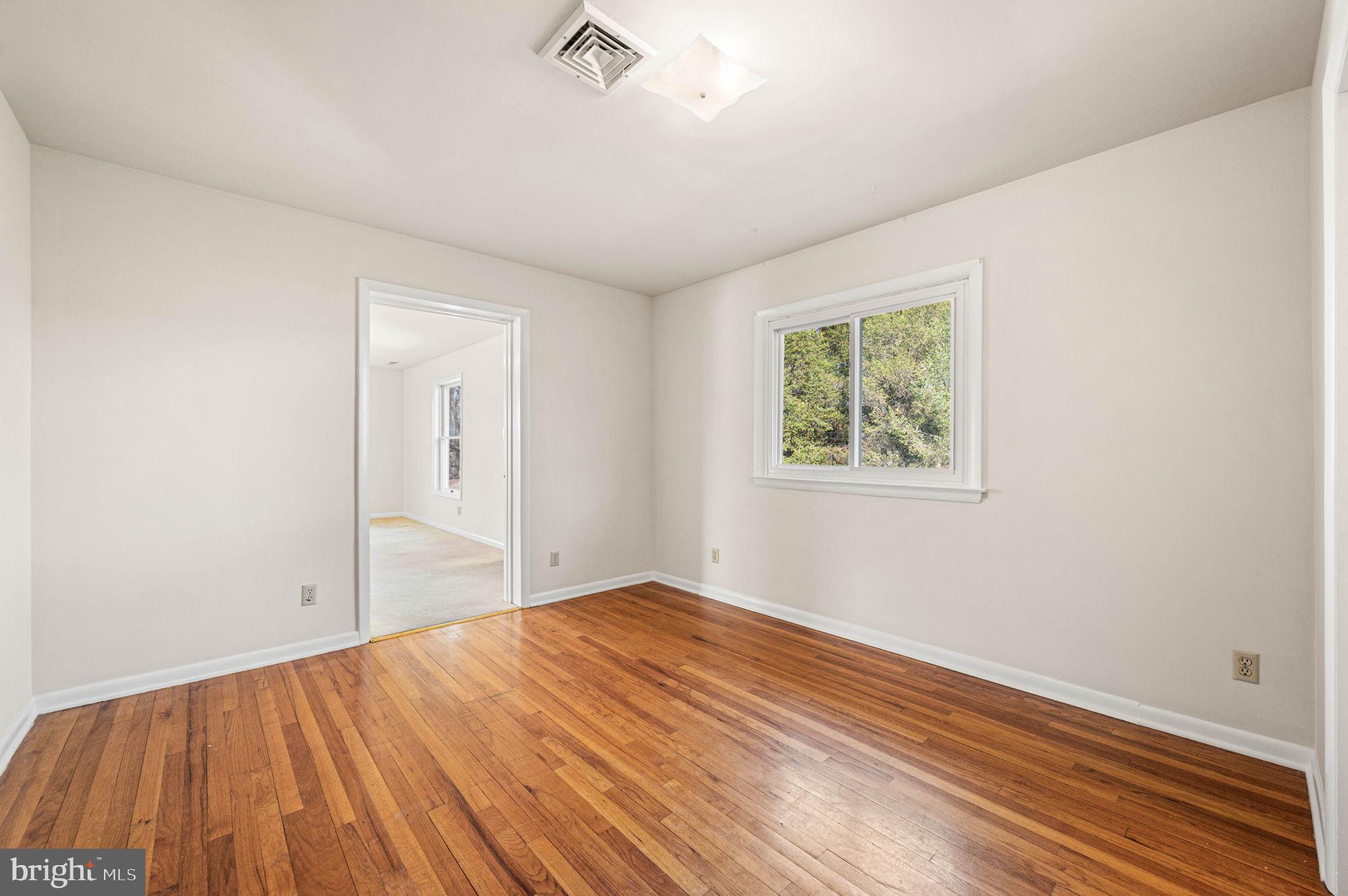 HONEY BROOK MANOR - Residential