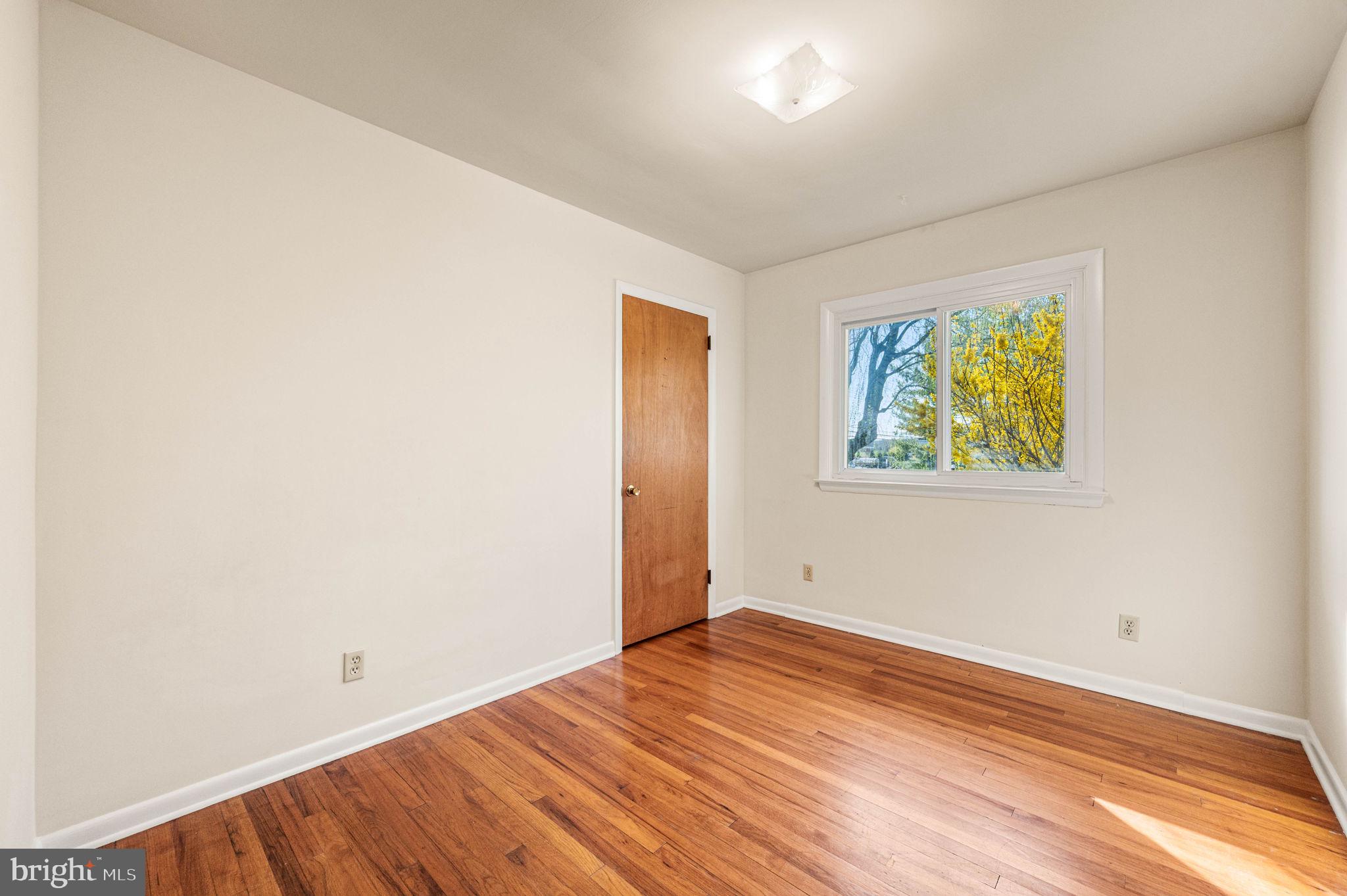 HONEY BROOK MANOR - Residential