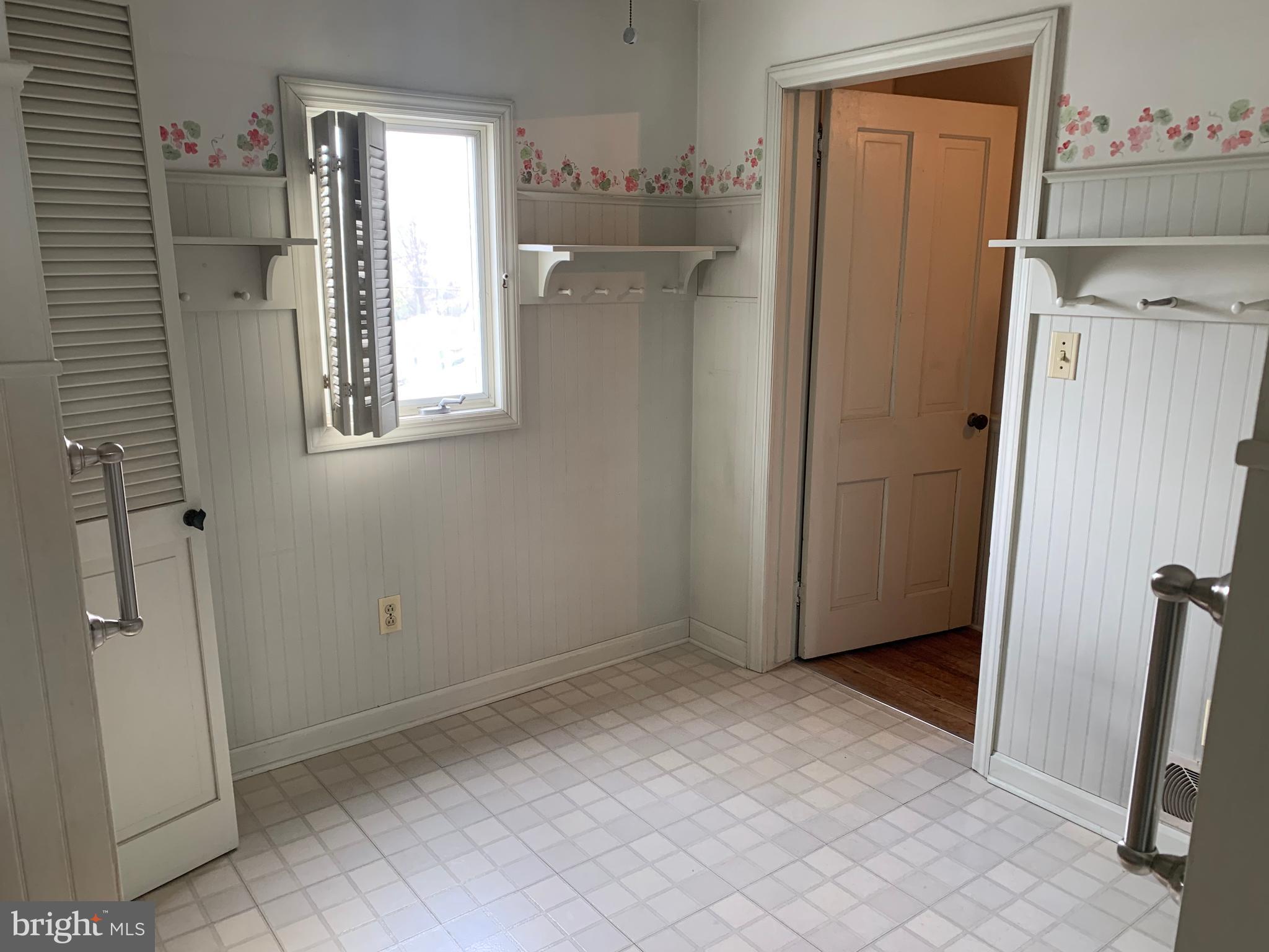 NEWVILLE BOROUGH - Residential