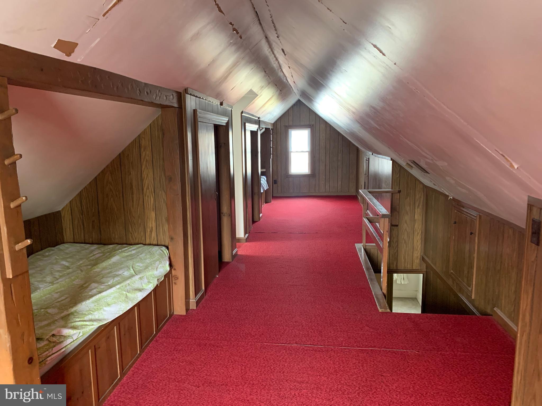 NEWVILLE BOROUGH - Residential