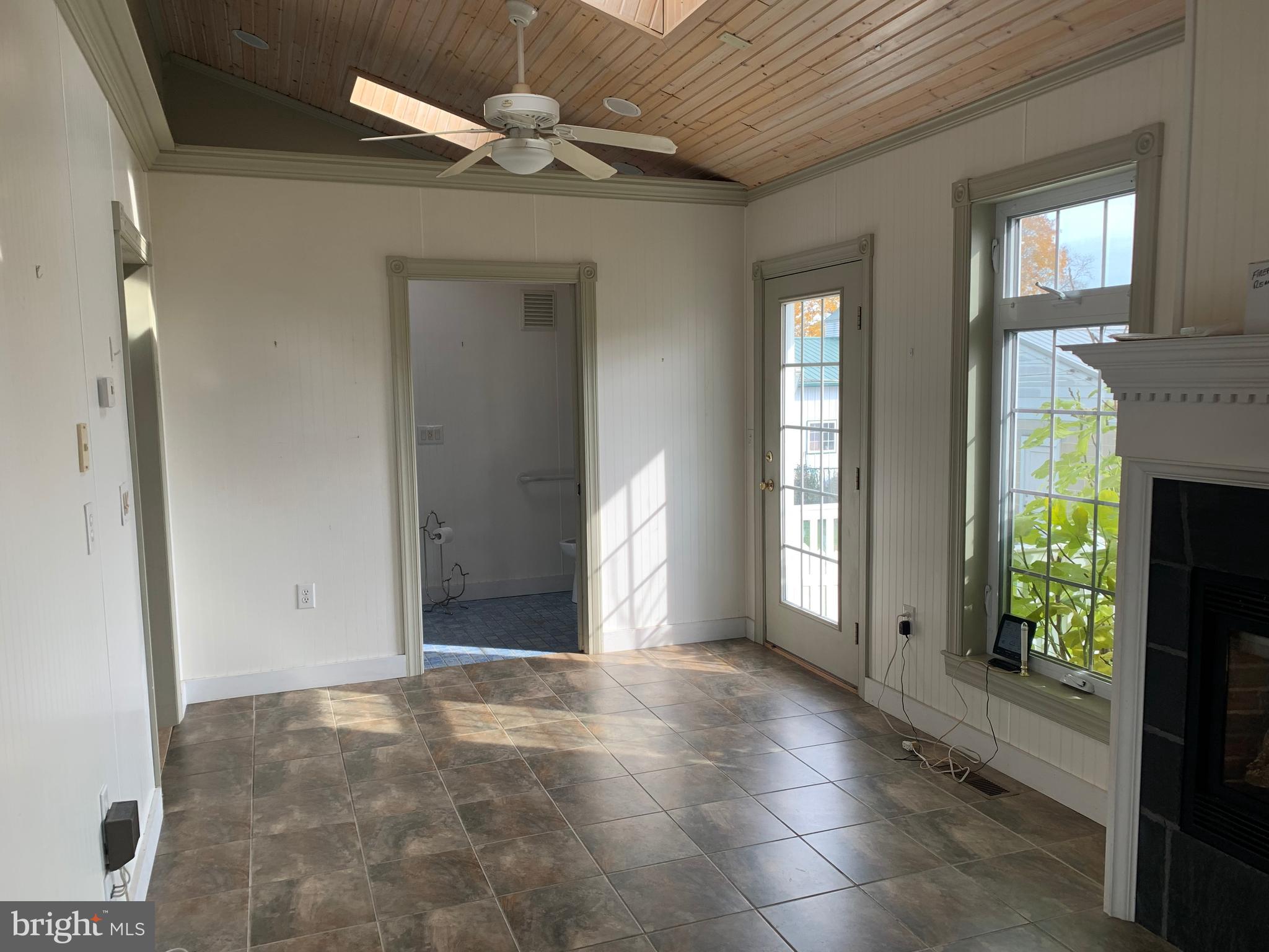 NEWVILLE BOROUGH - Residential