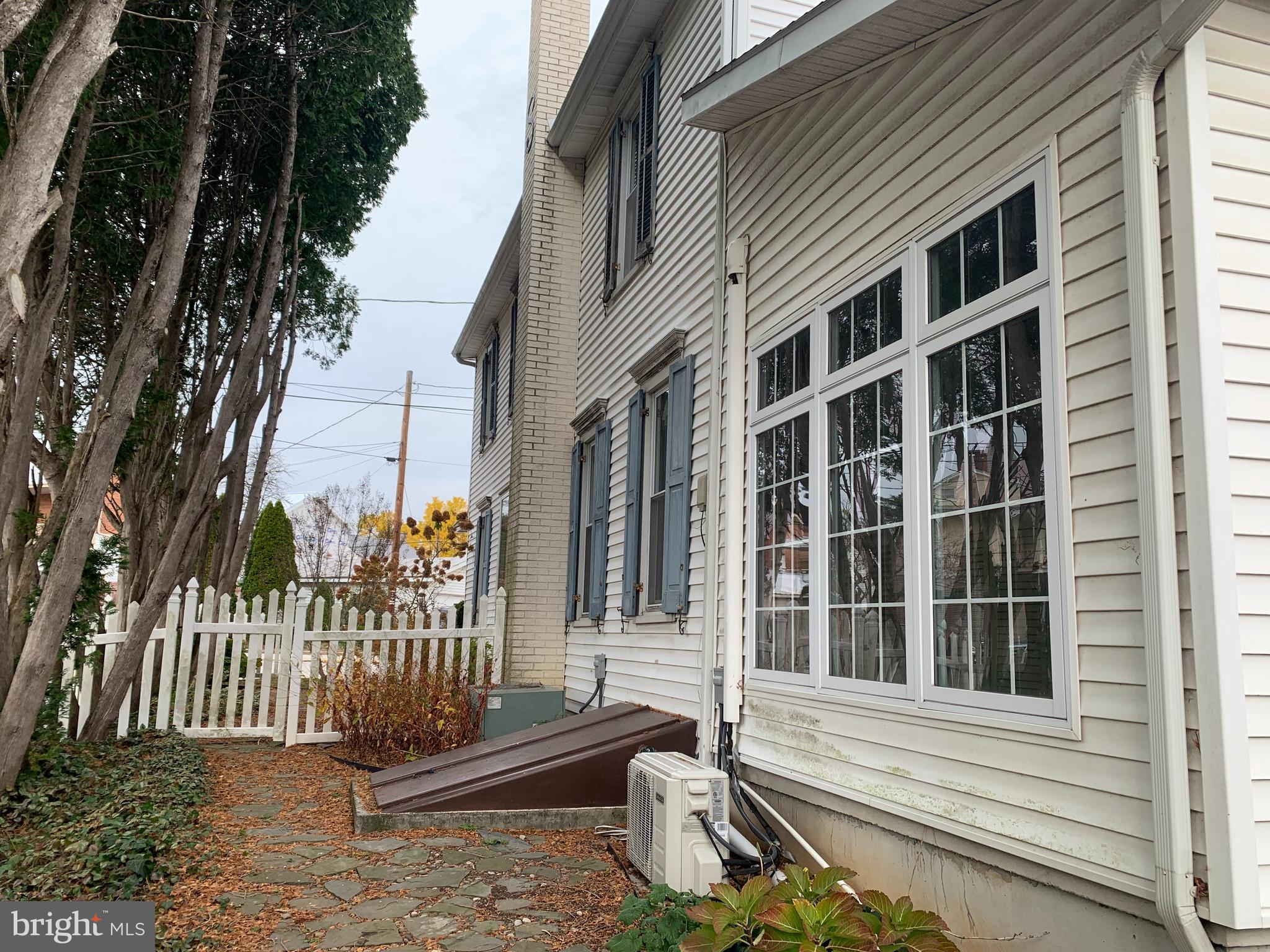 NEWVILLE BOROUGH - Residential