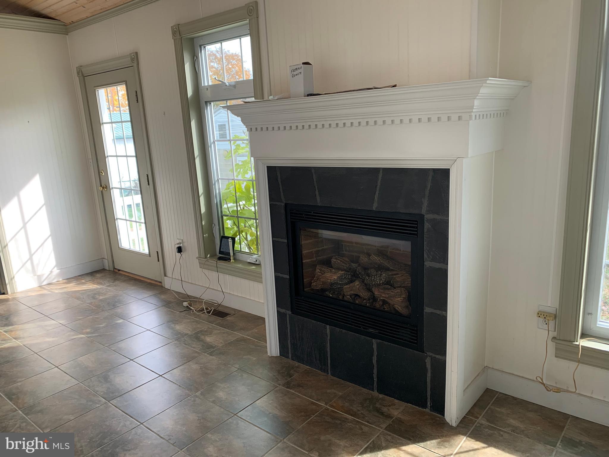 NEWVILLE BOROUGH - Residential