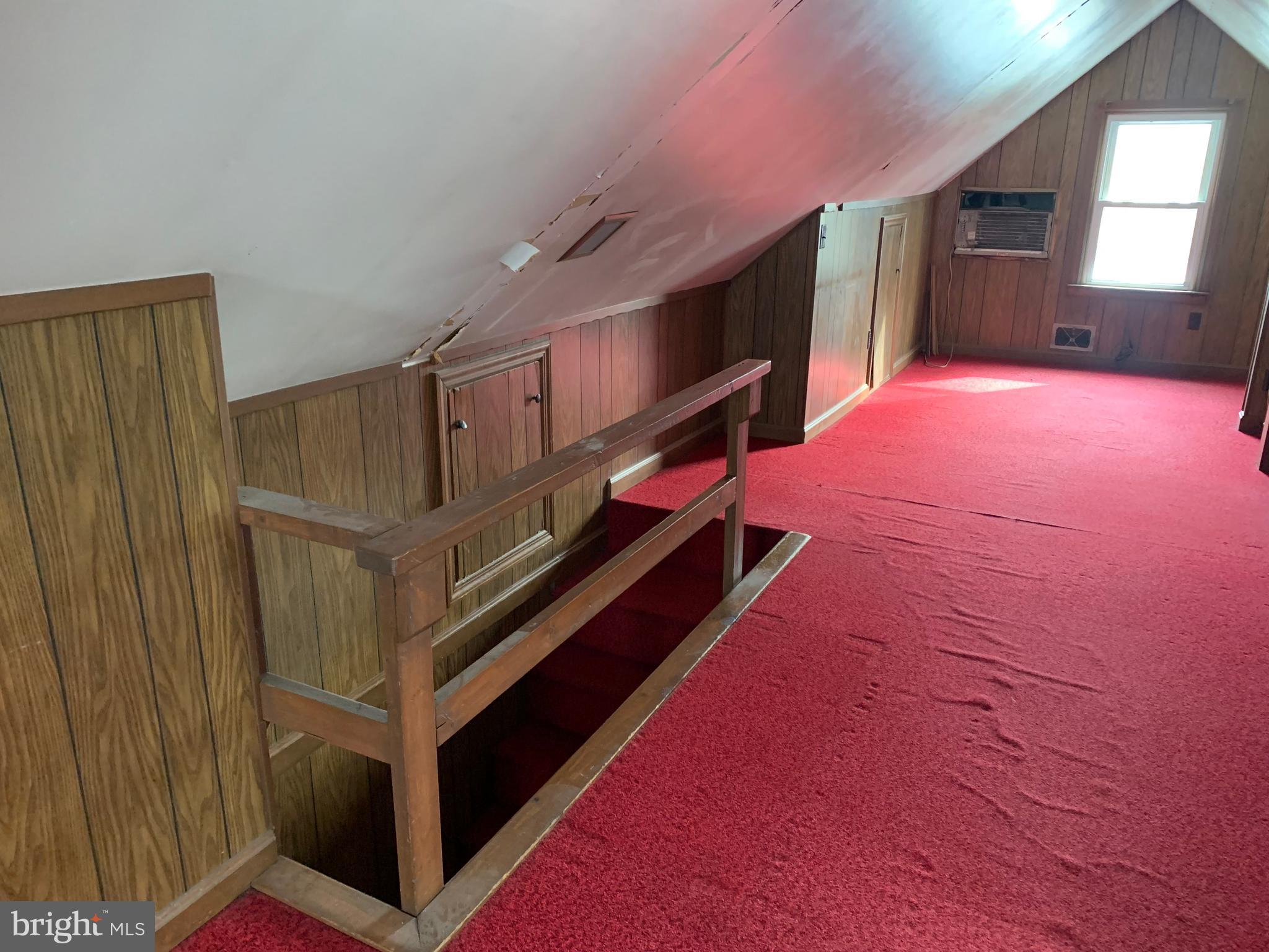 NEWVILLE BOROUGH - Residential