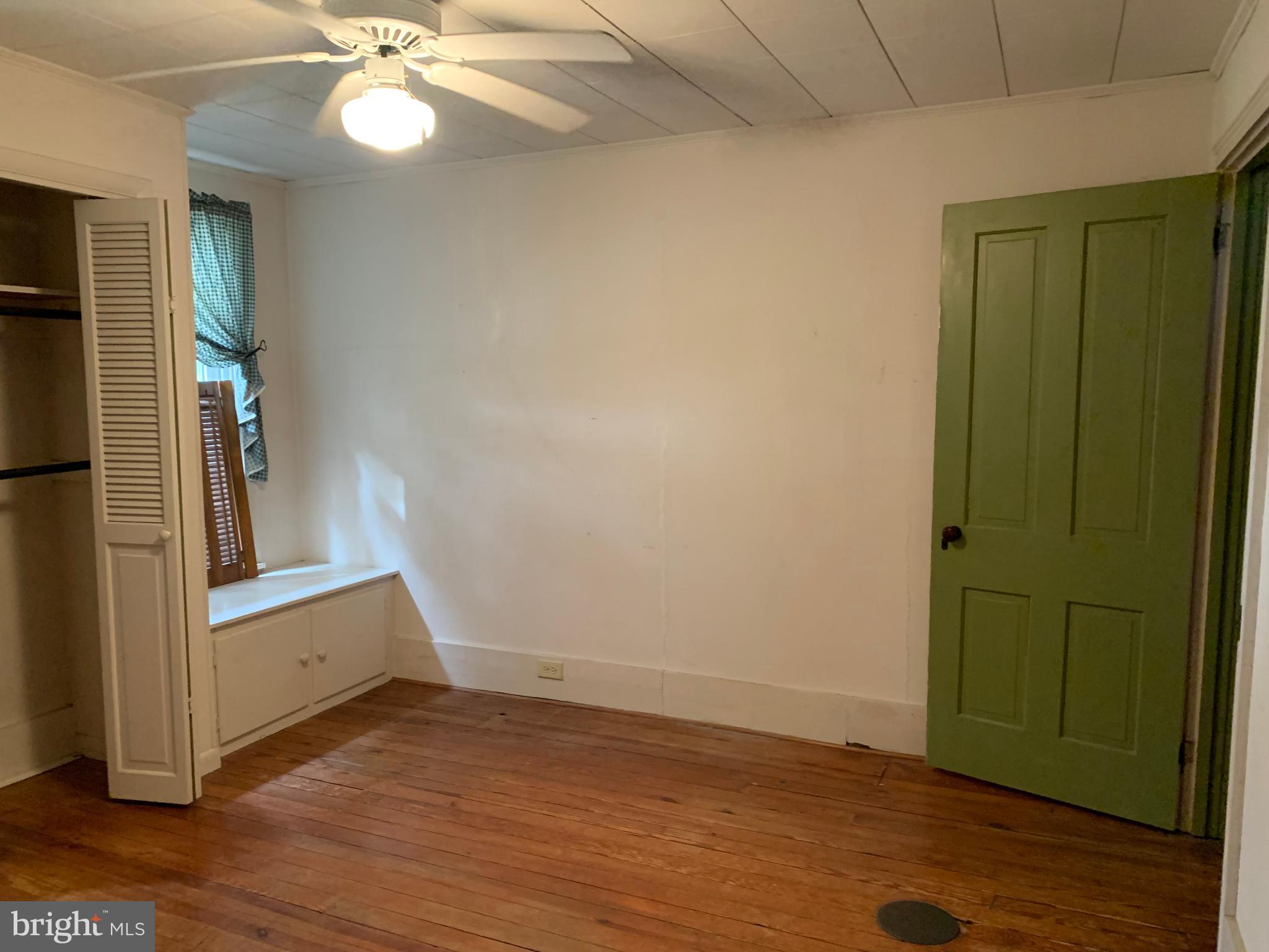 NEWVILLE BOROUGH - Residential