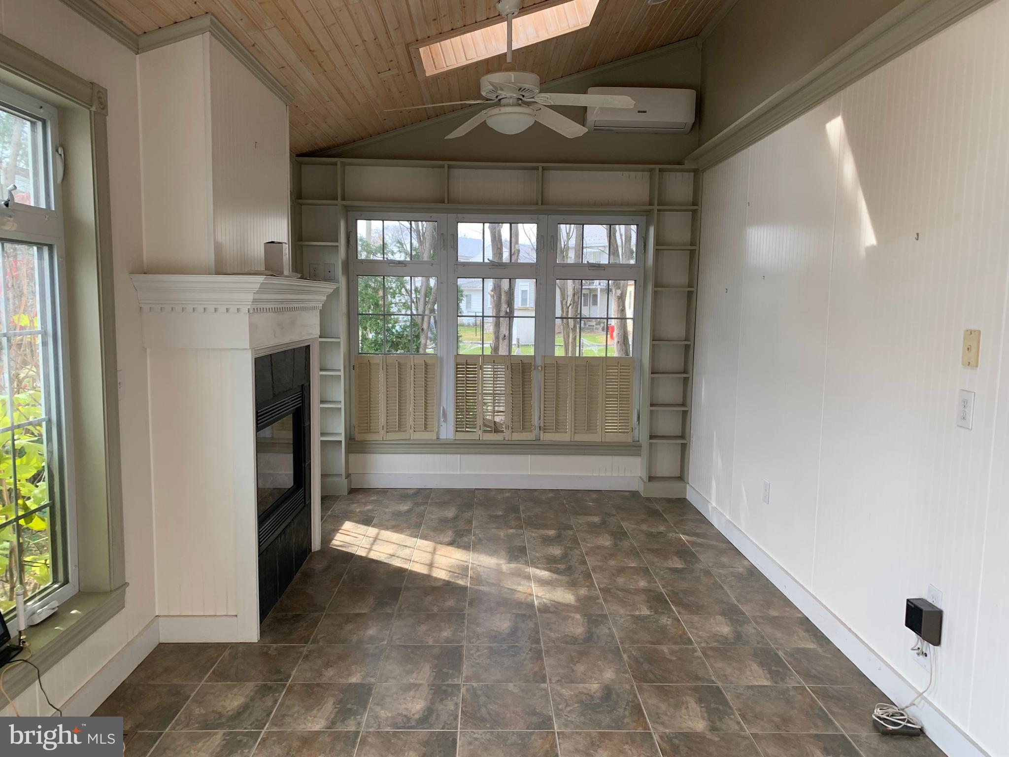 NEWVILLE BOROUGH - Residential