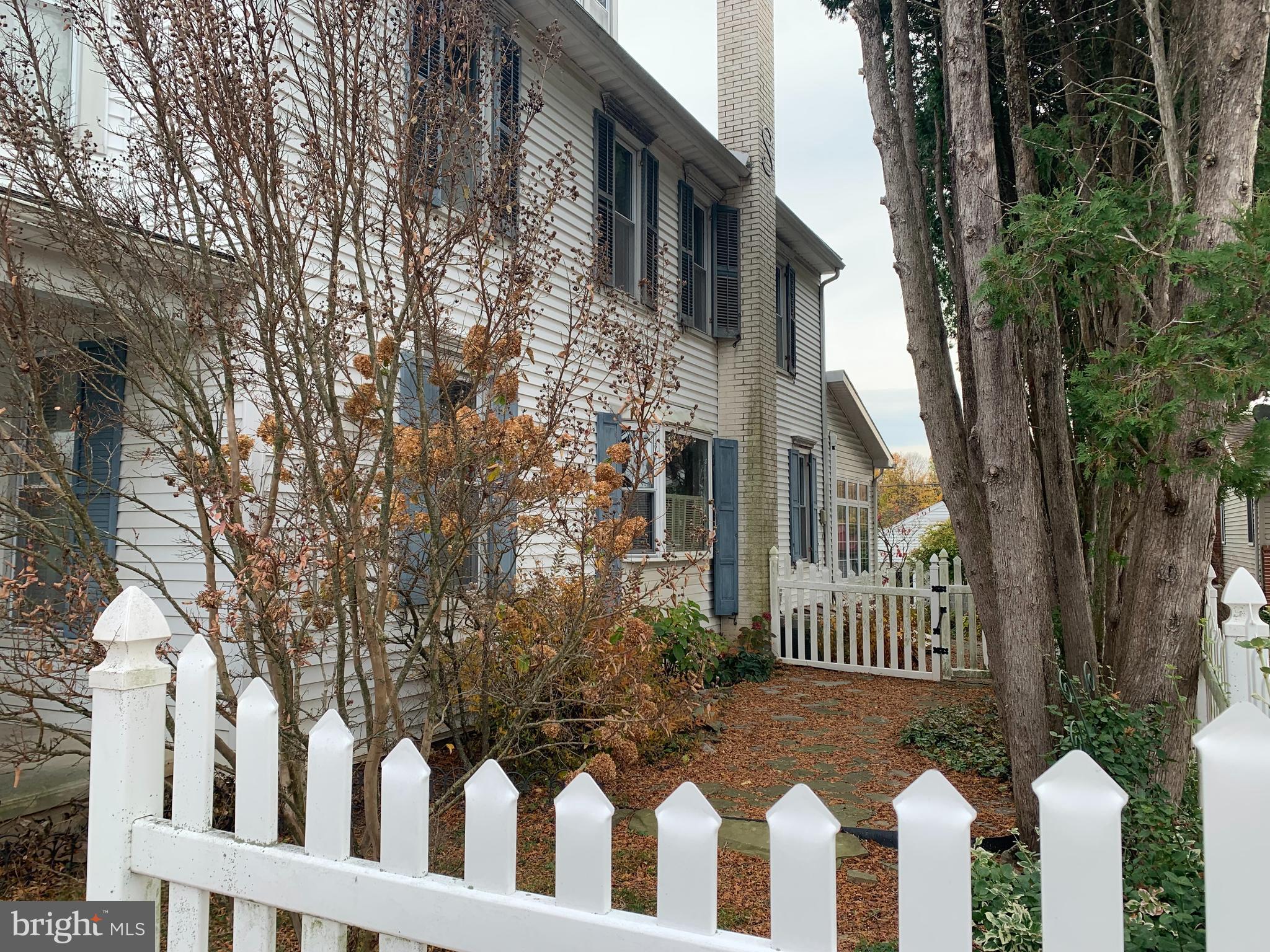 NEWVILLE BOROUGH - Residential