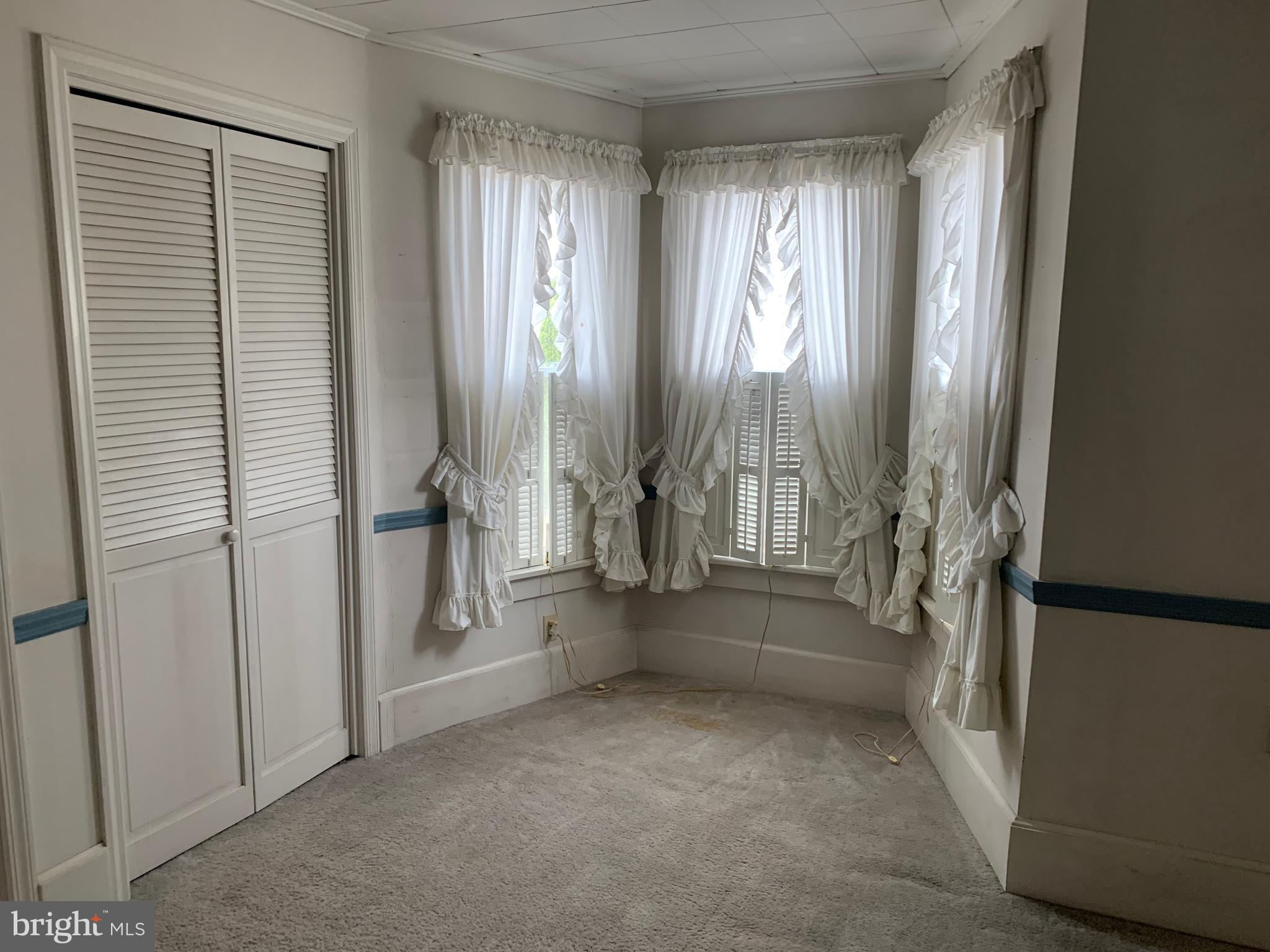 NEWVILLE BOROUGH - Residential