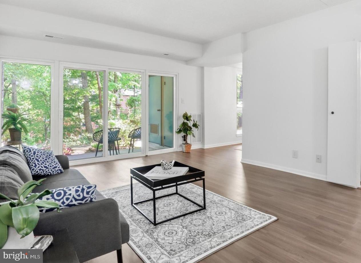 11809 BRETON COURT 2B