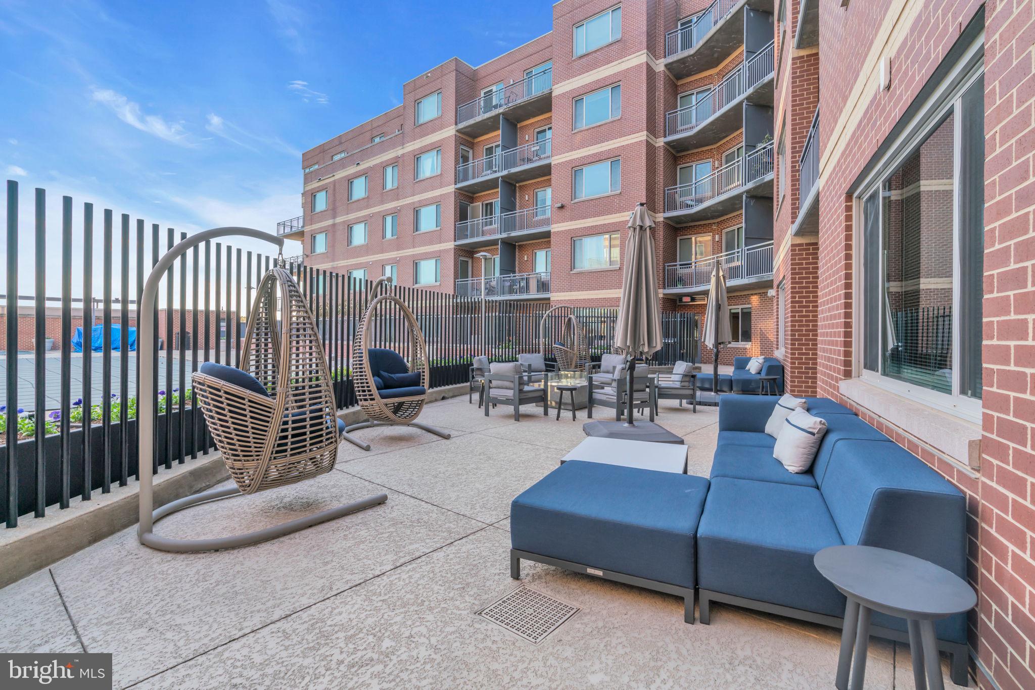 MOSAIC AT MERRIFIELD - Residential