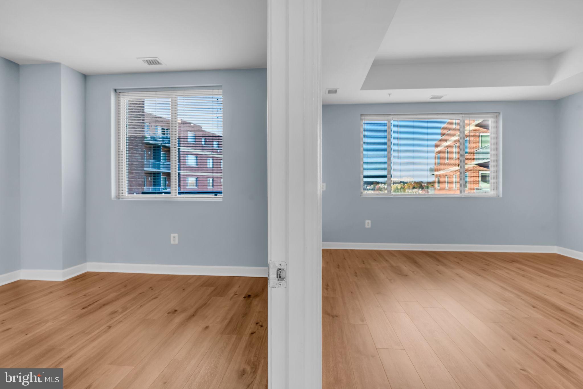 MOSAIC AT MERRIFIELD - Residential