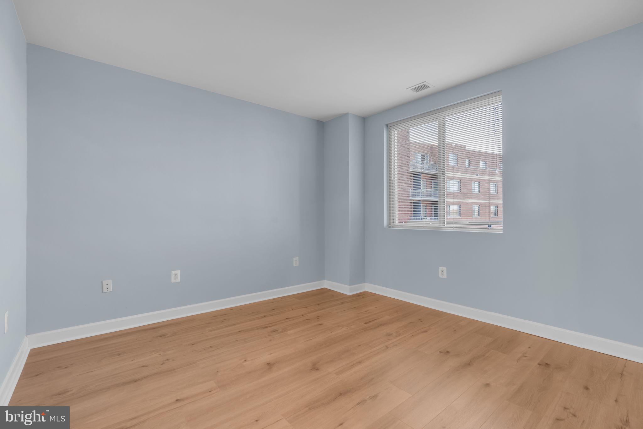 MOSAIC AT MERRIFIELD - Residential