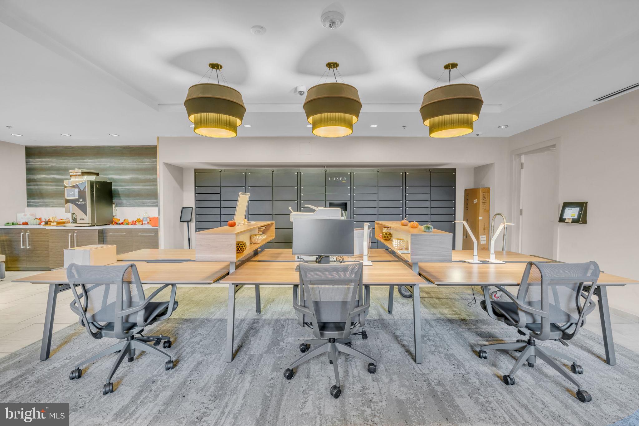 MOSAIC AT MERRIFIELD - Residential