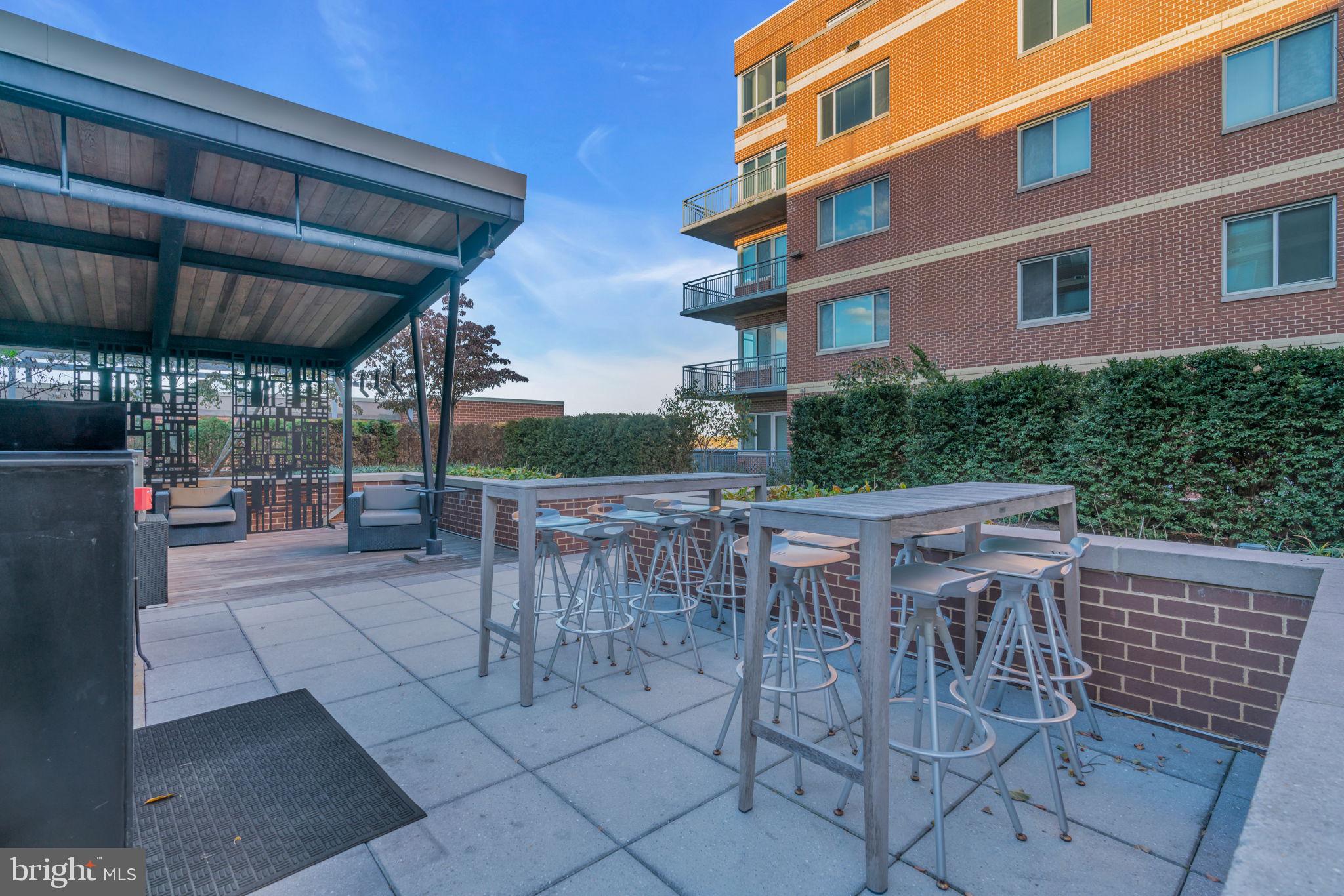 MOSAIC AT MERRIFIELD - Residential