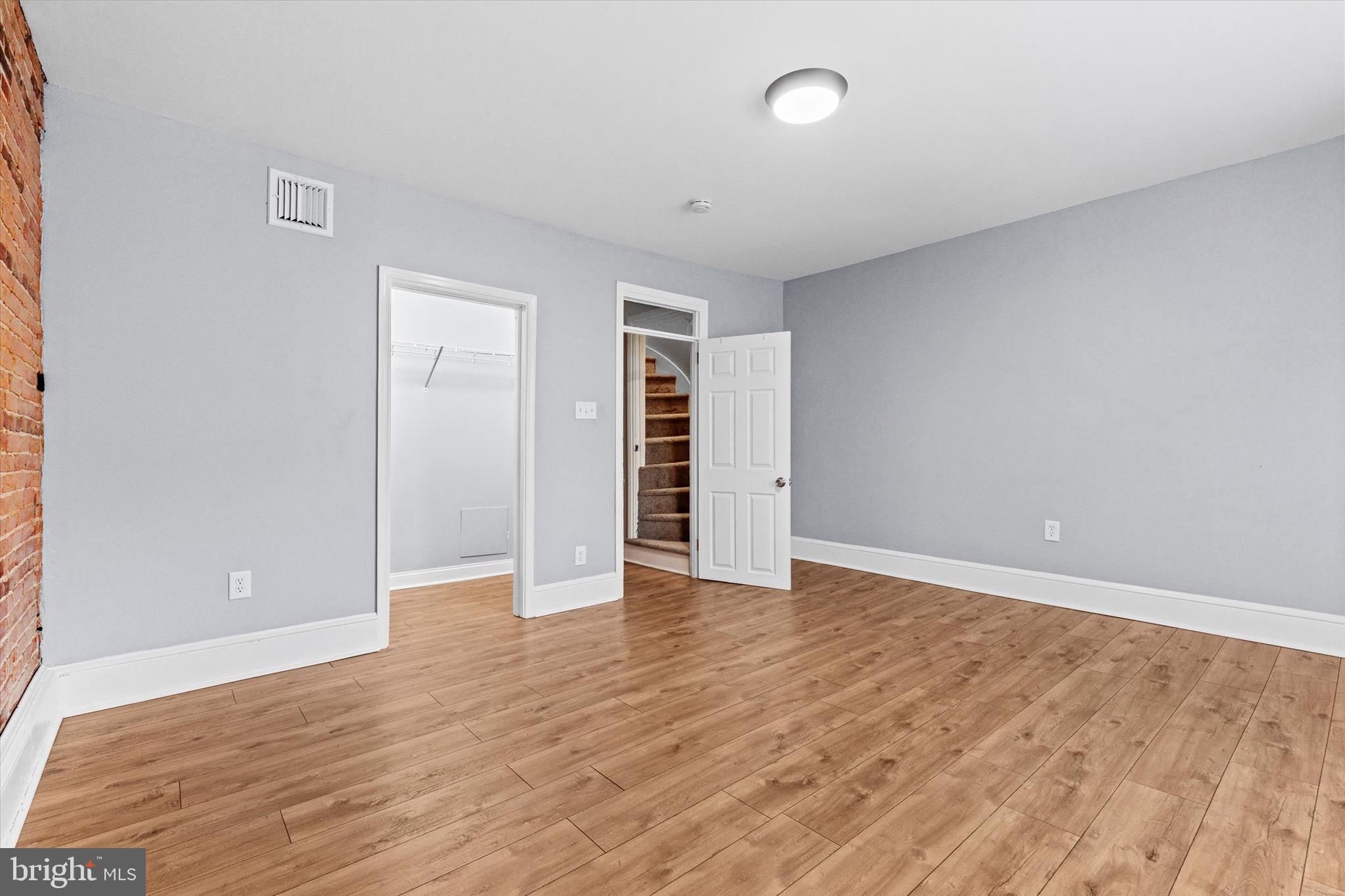 FOX RIDGE - Residential