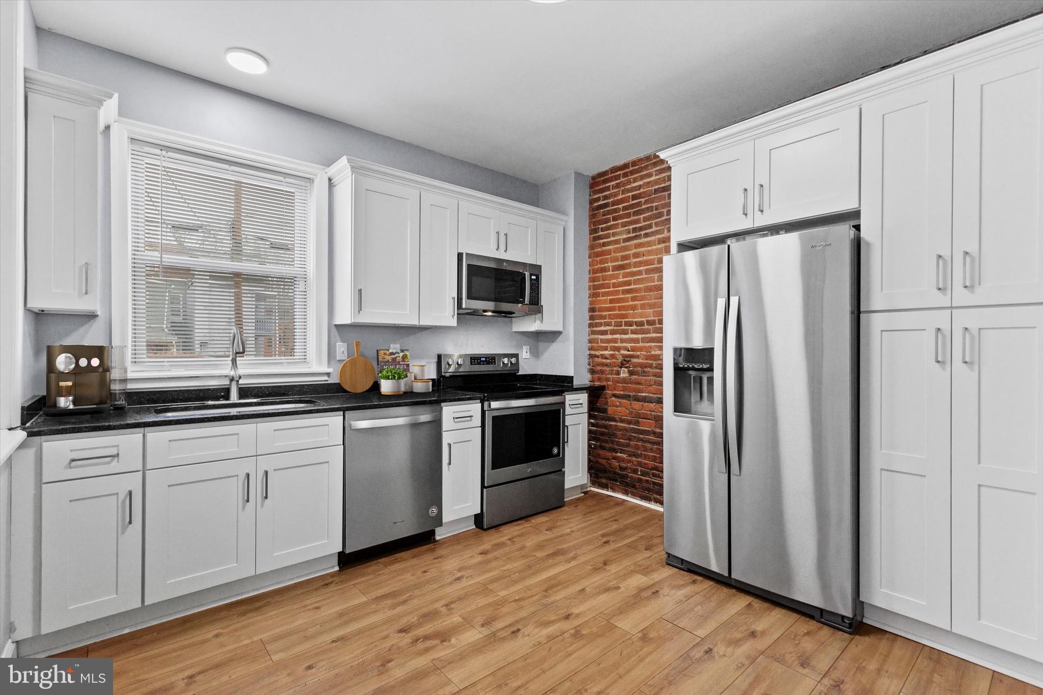 FOX RIDGE - Residential