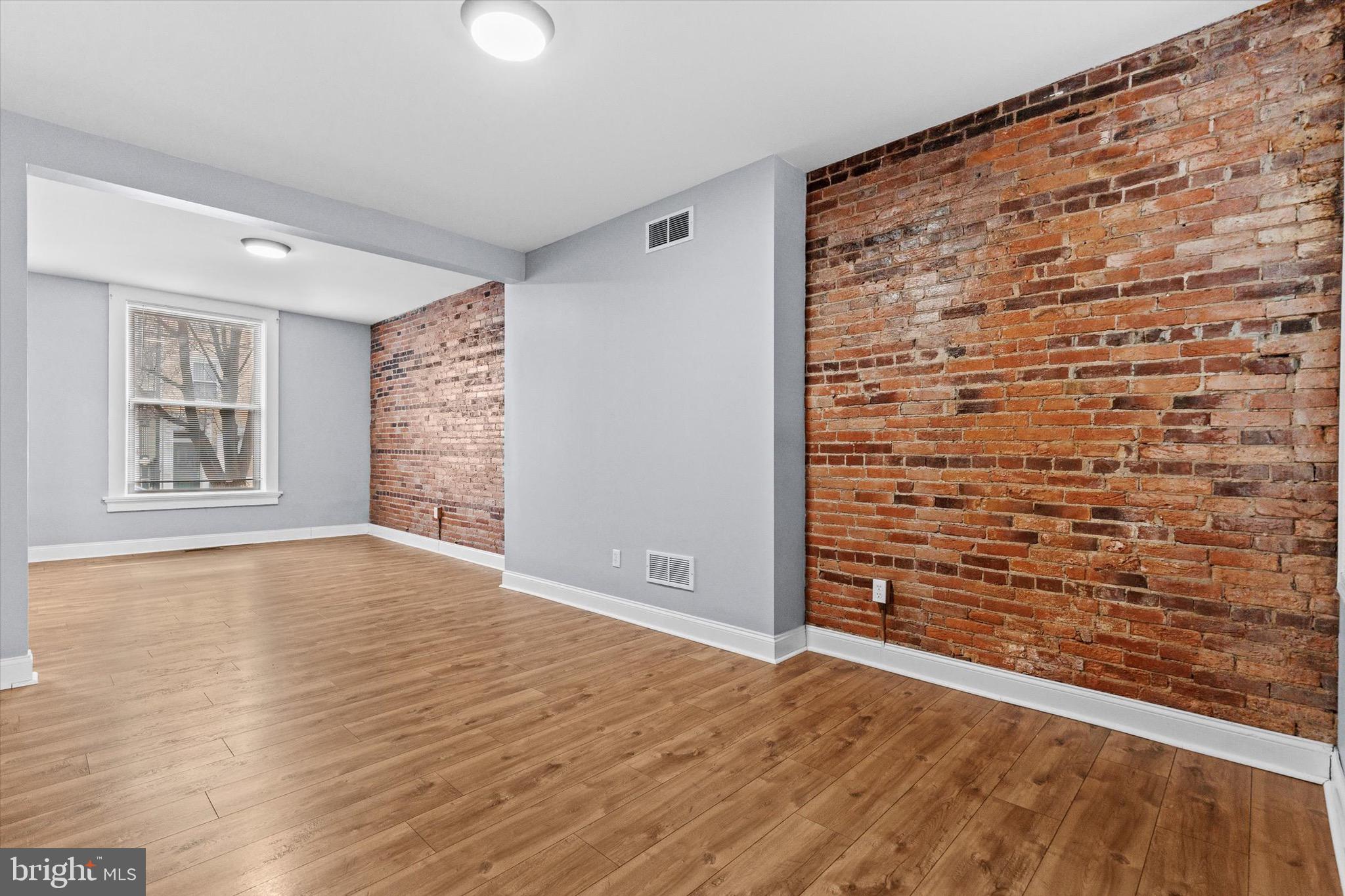 FOX RIDGE - Residential