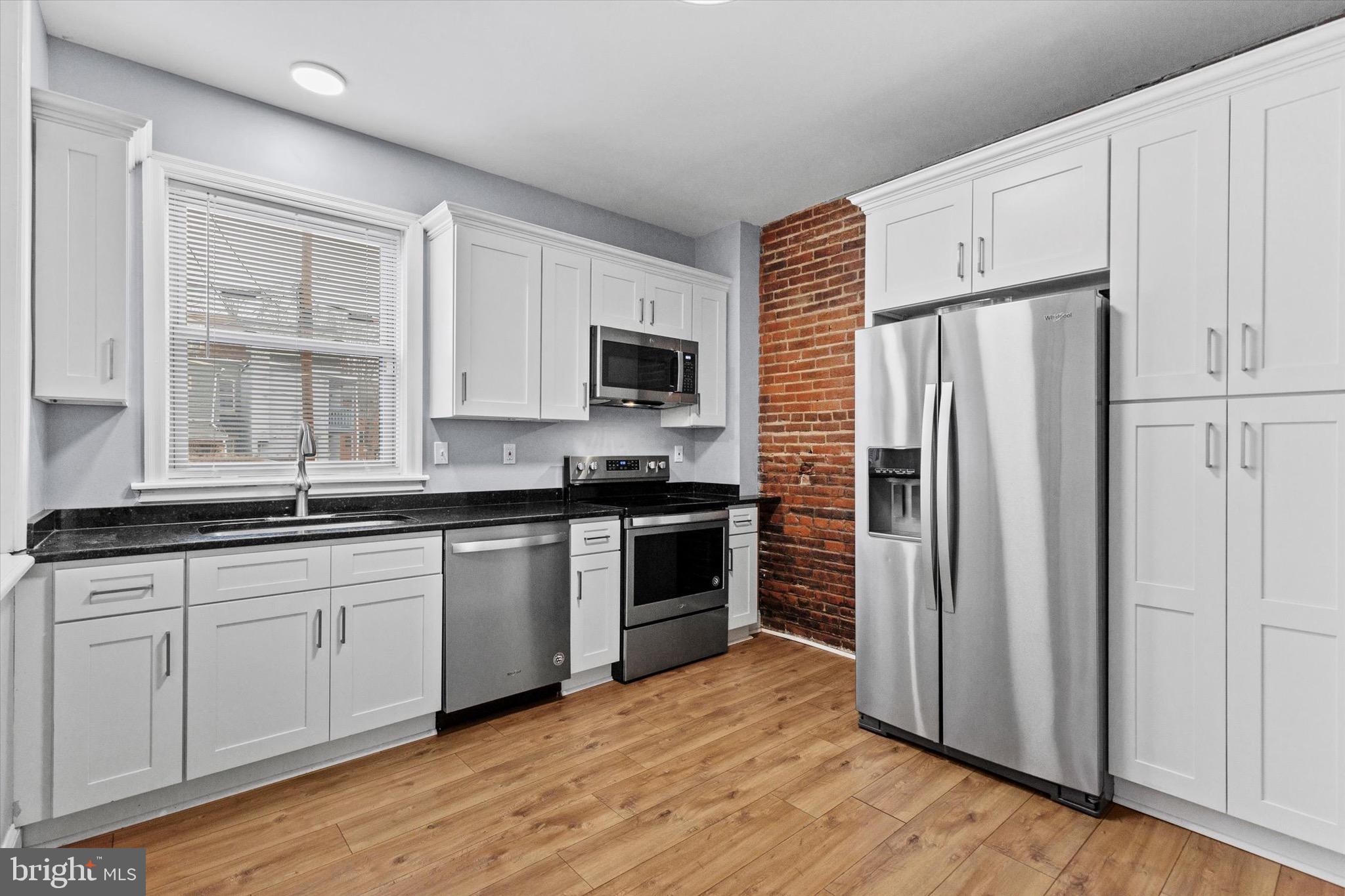 FOX RIDGE - Residential