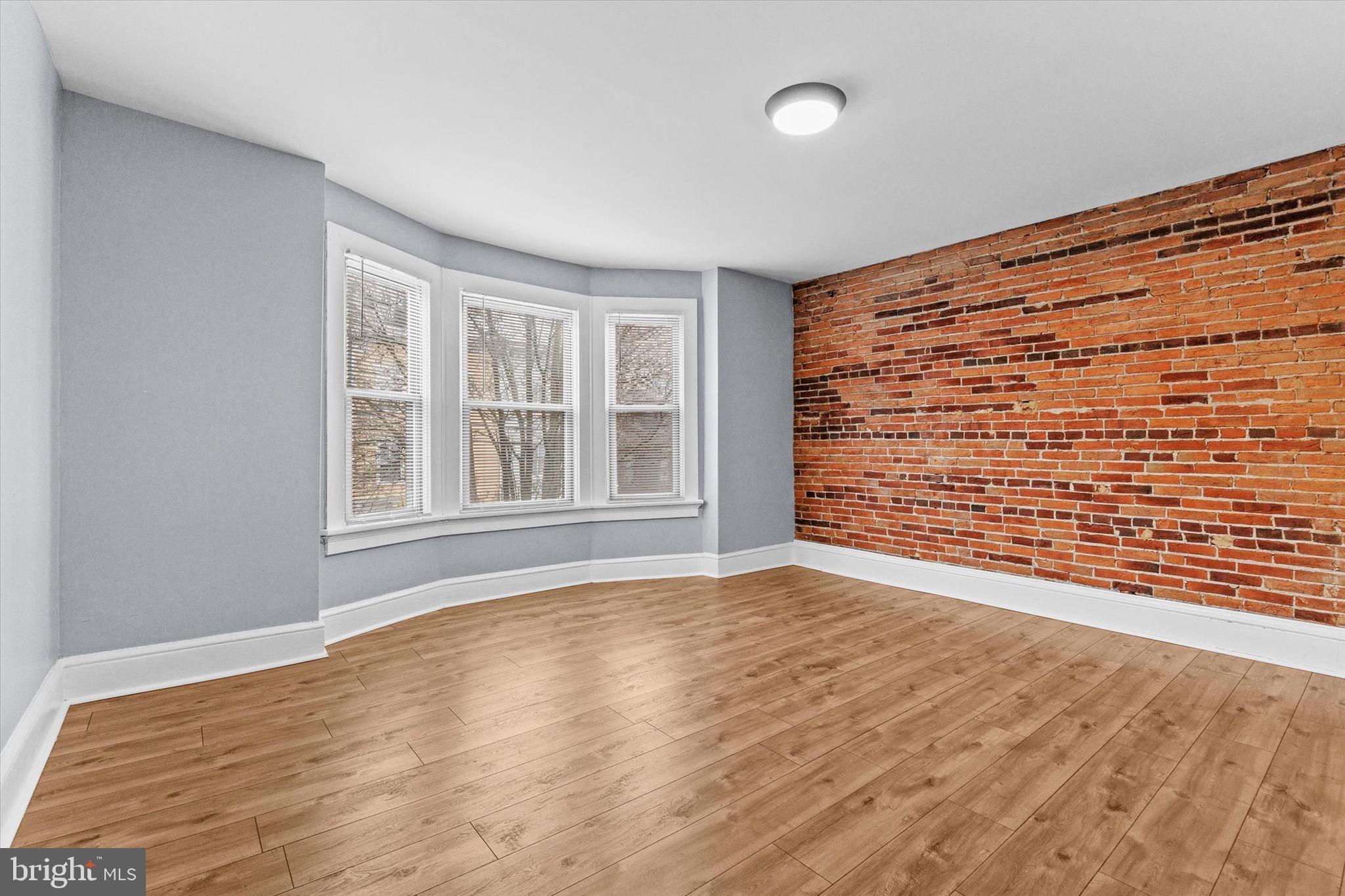 FOX RIDGE - Residential