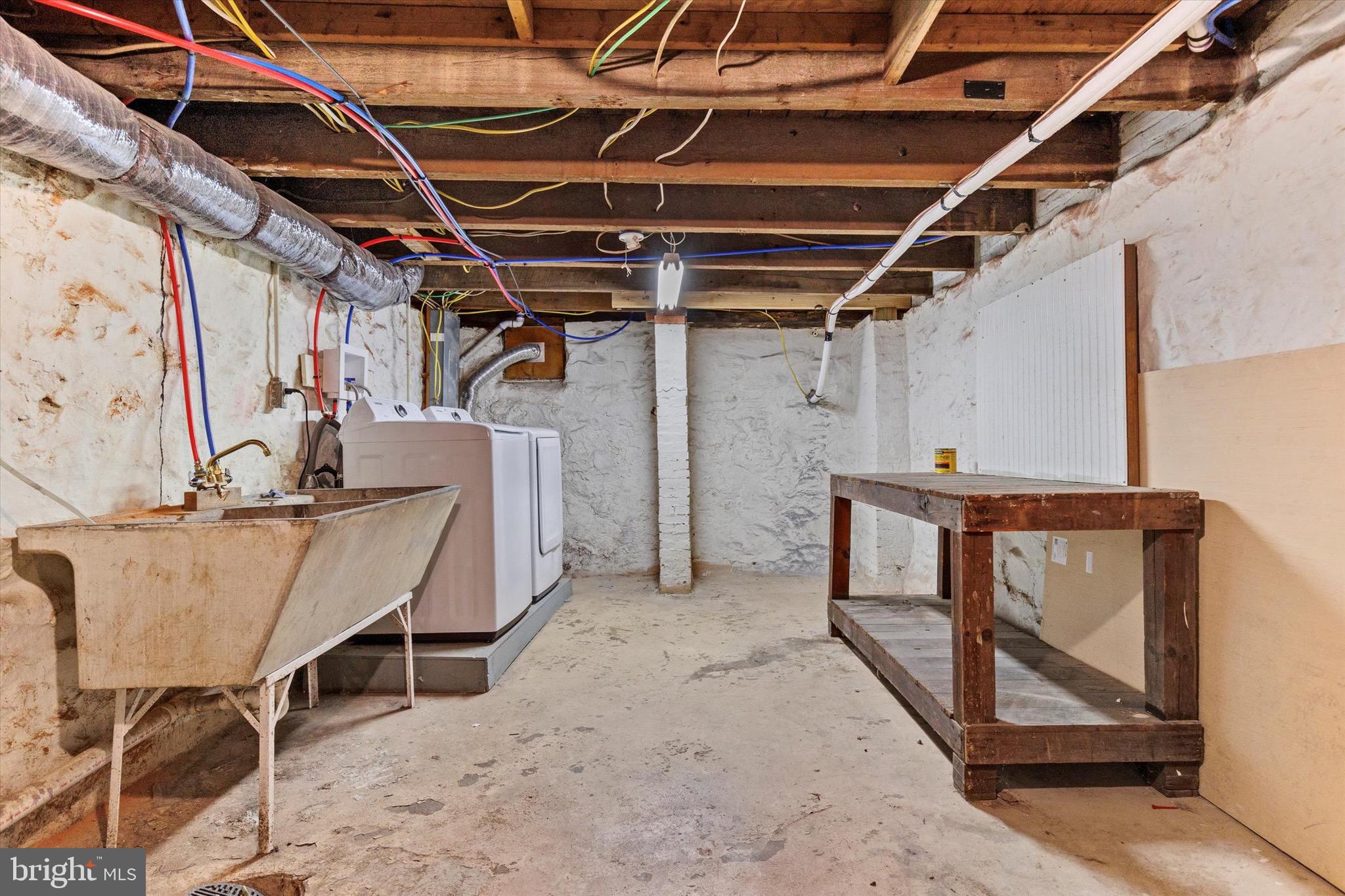 FOX RIDGE - Residential