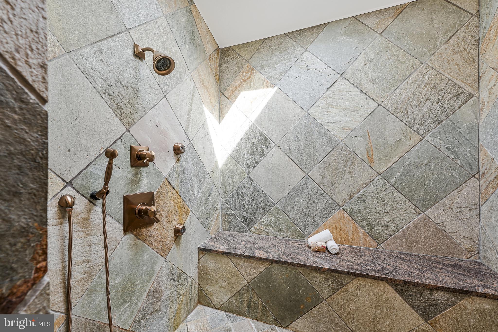 CEDAR RUN - Residential