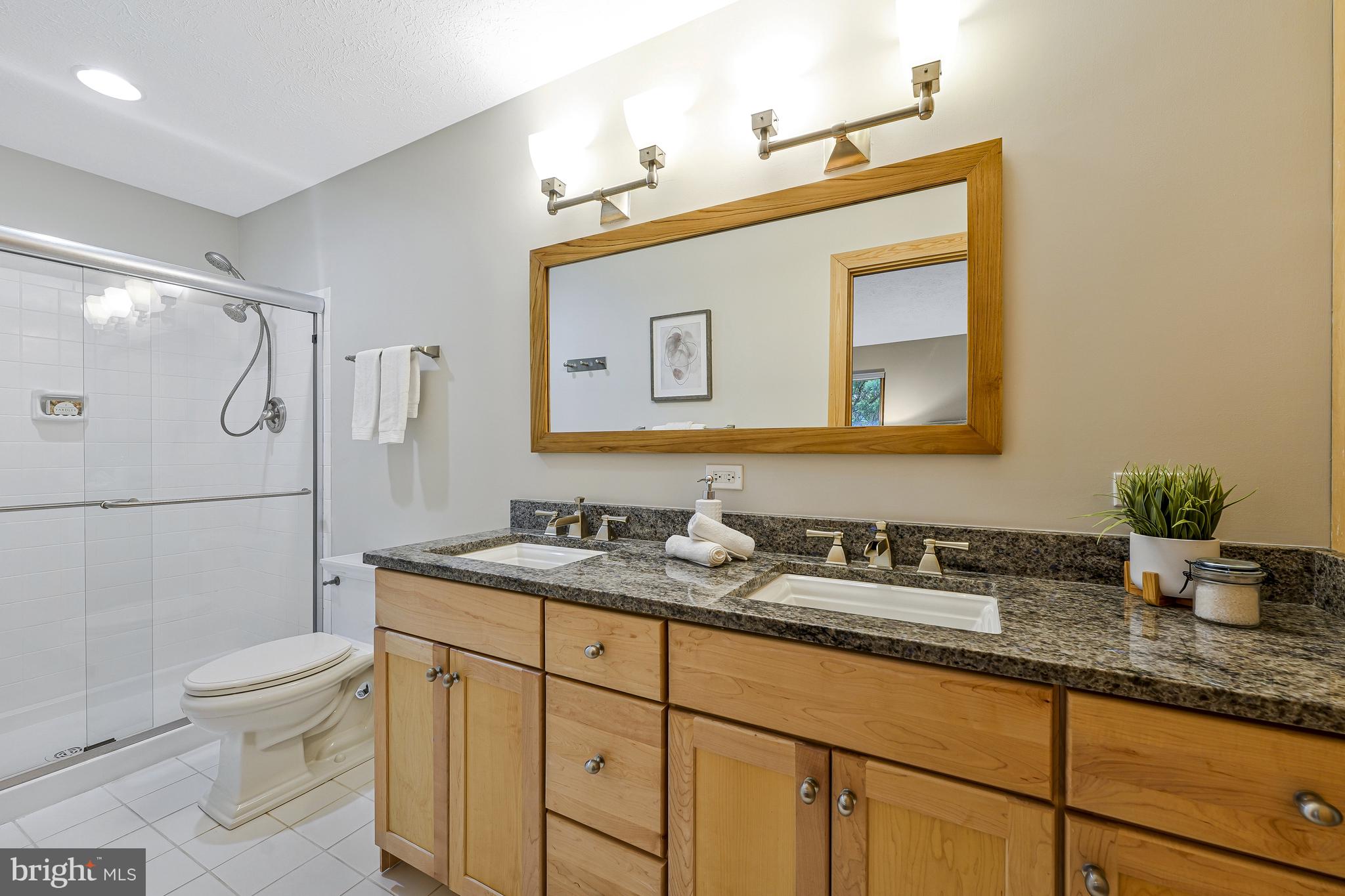 CEDAR RUN - Residential