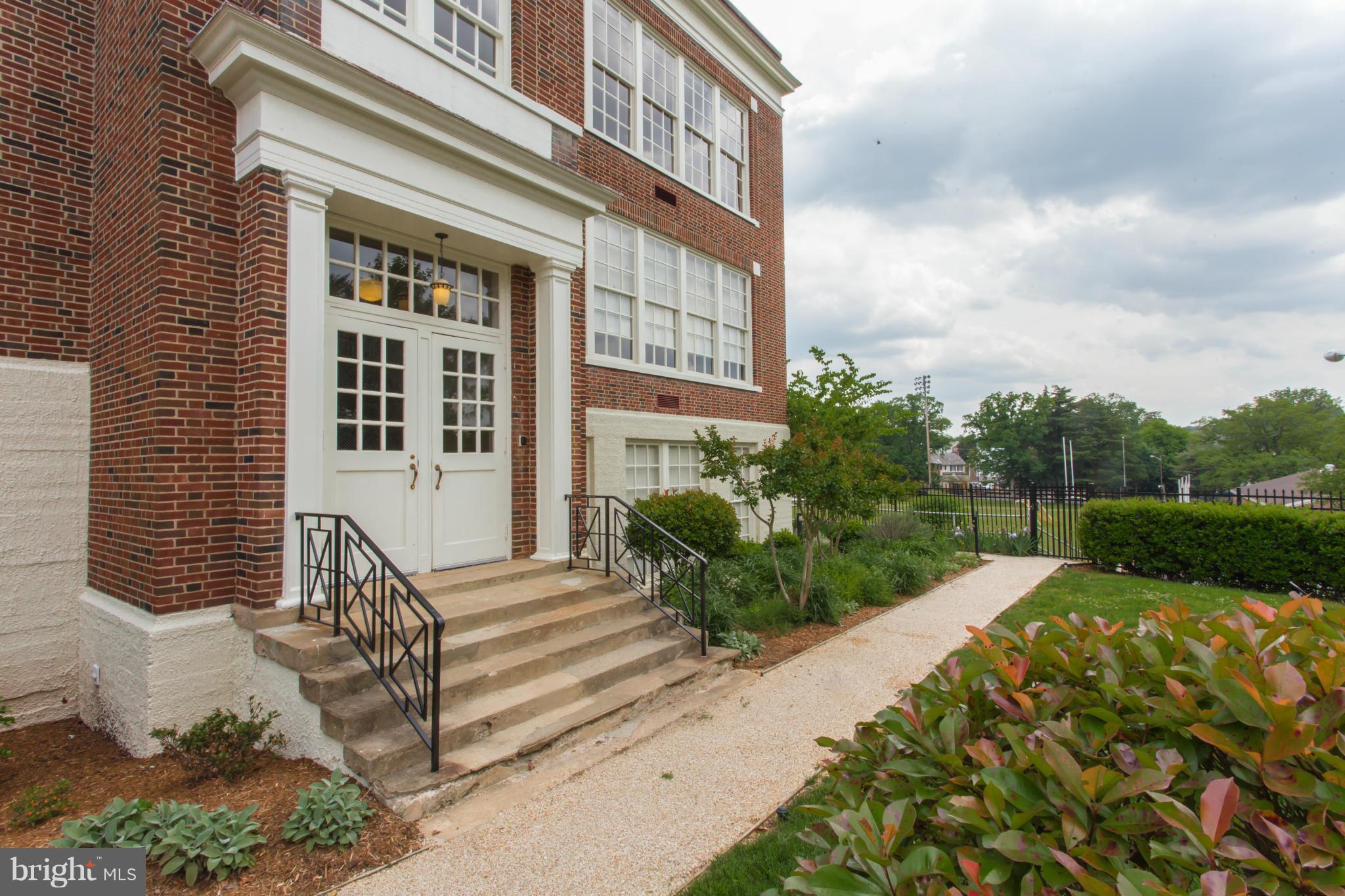 MAURY COMMONS - Residential