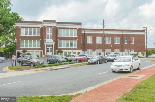 MAURY COMMONS - Residential