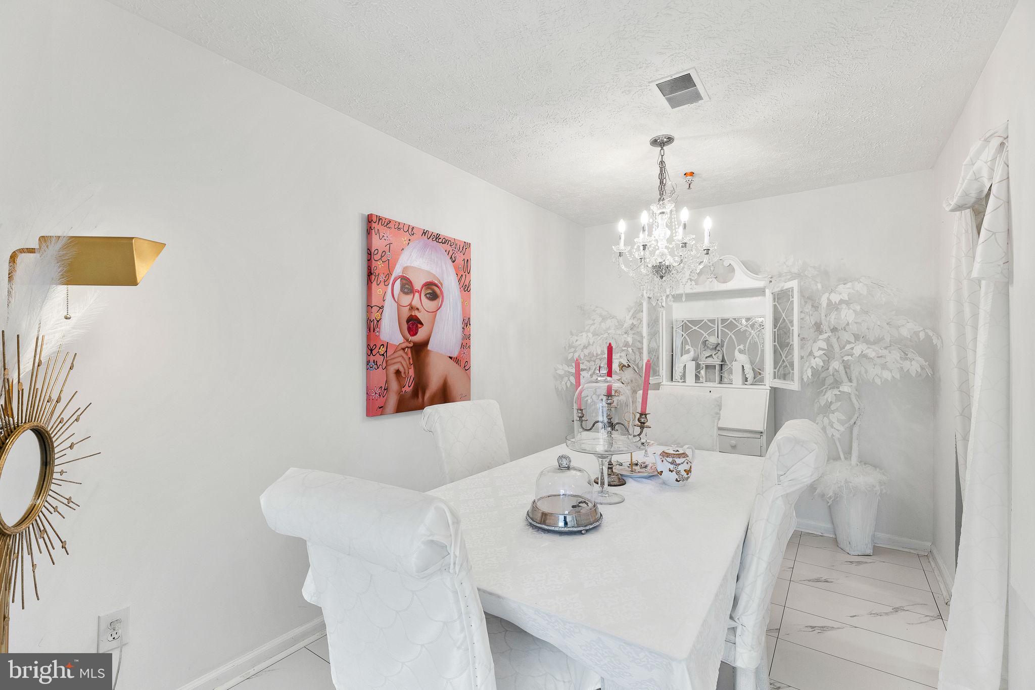 PARKVIEW CONDOMINIUMS - Residential