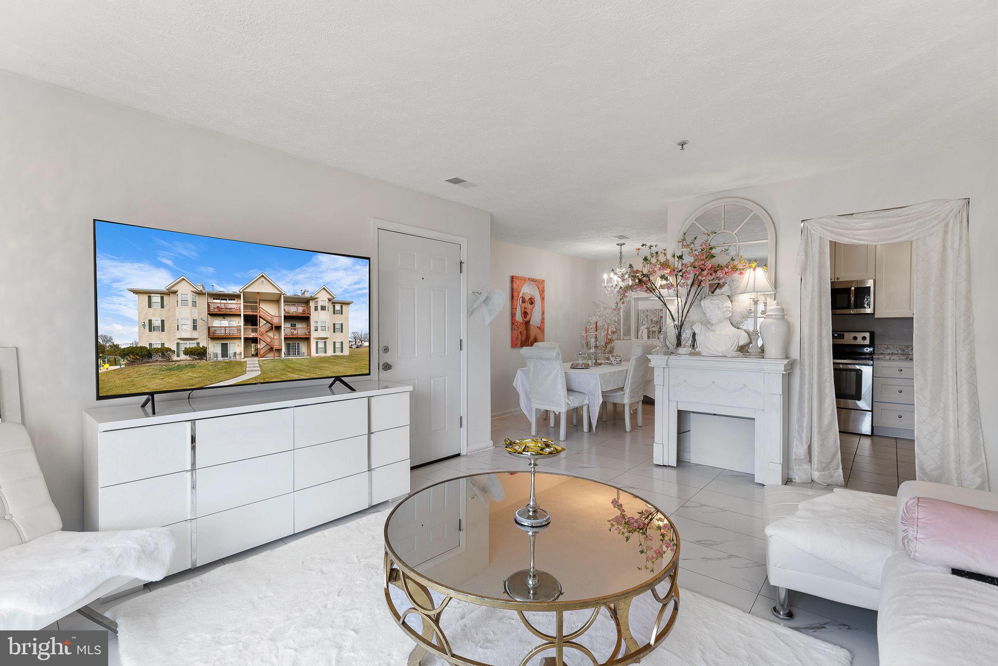 PARKVIEW CONDOMINIUMS - Residential