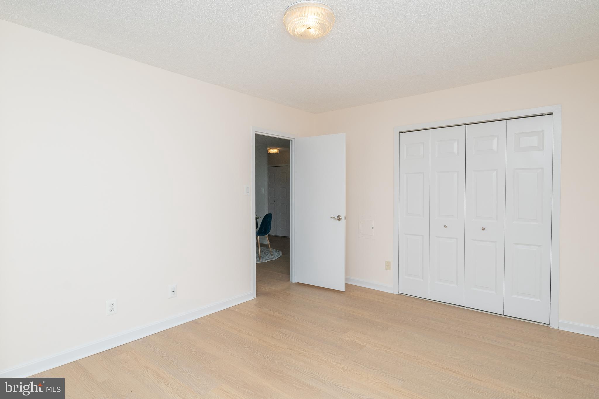 PROMENADE TOWERS - Residential