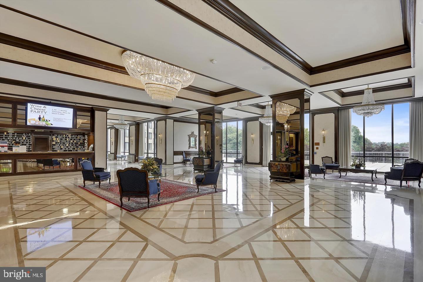 PROMENADE TOWERS - Residential