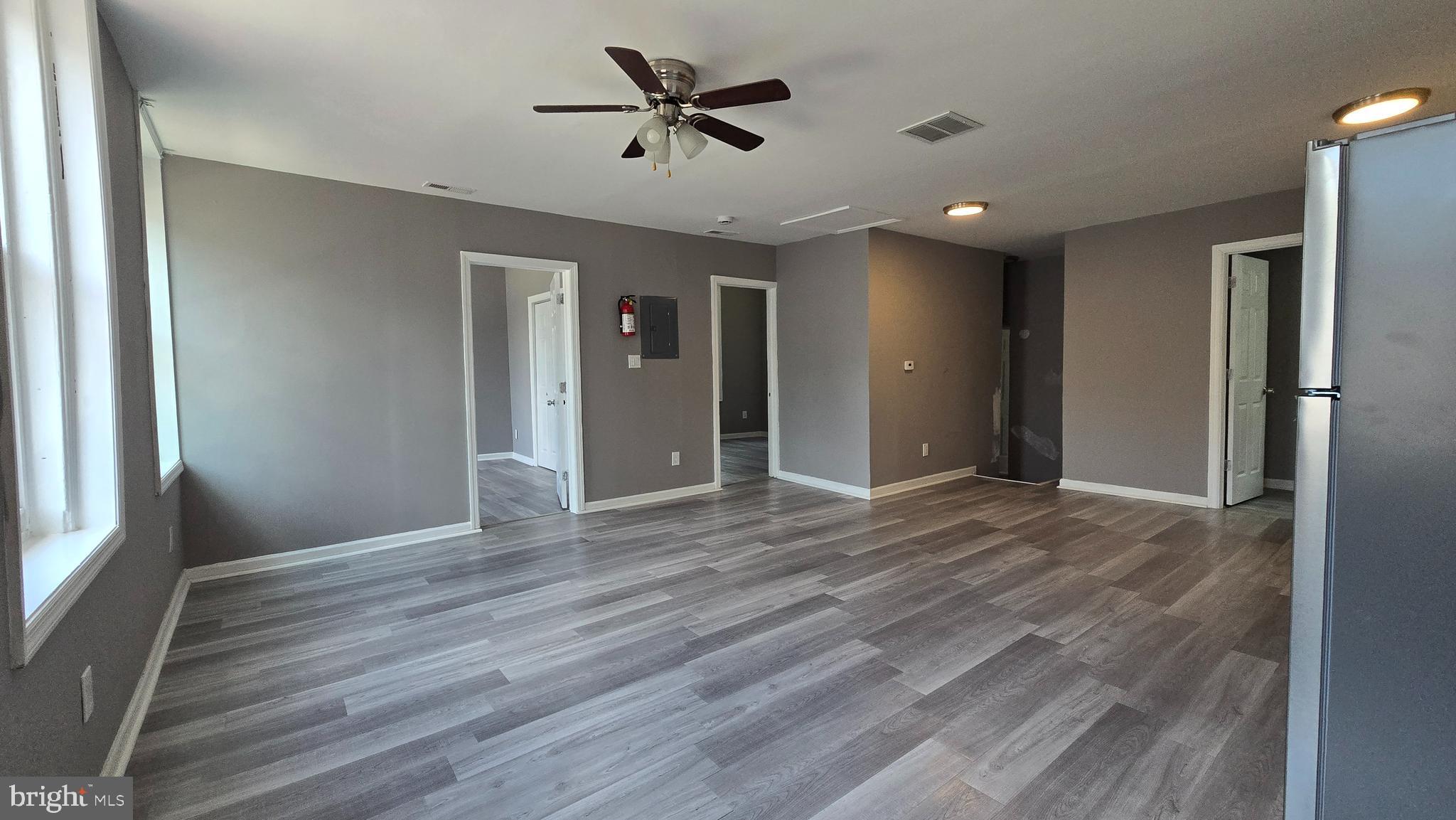 405 YORK STREET 2